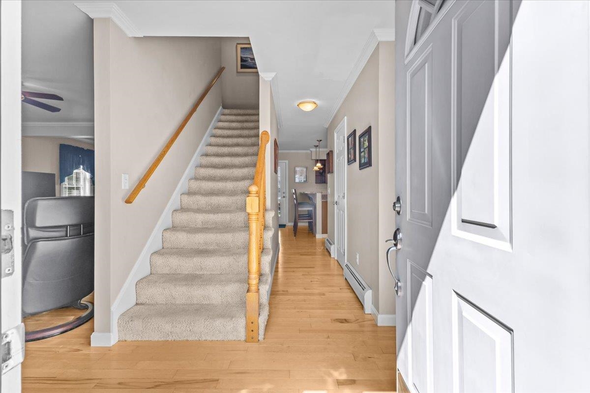 33 Stacy Street Property Photo 2