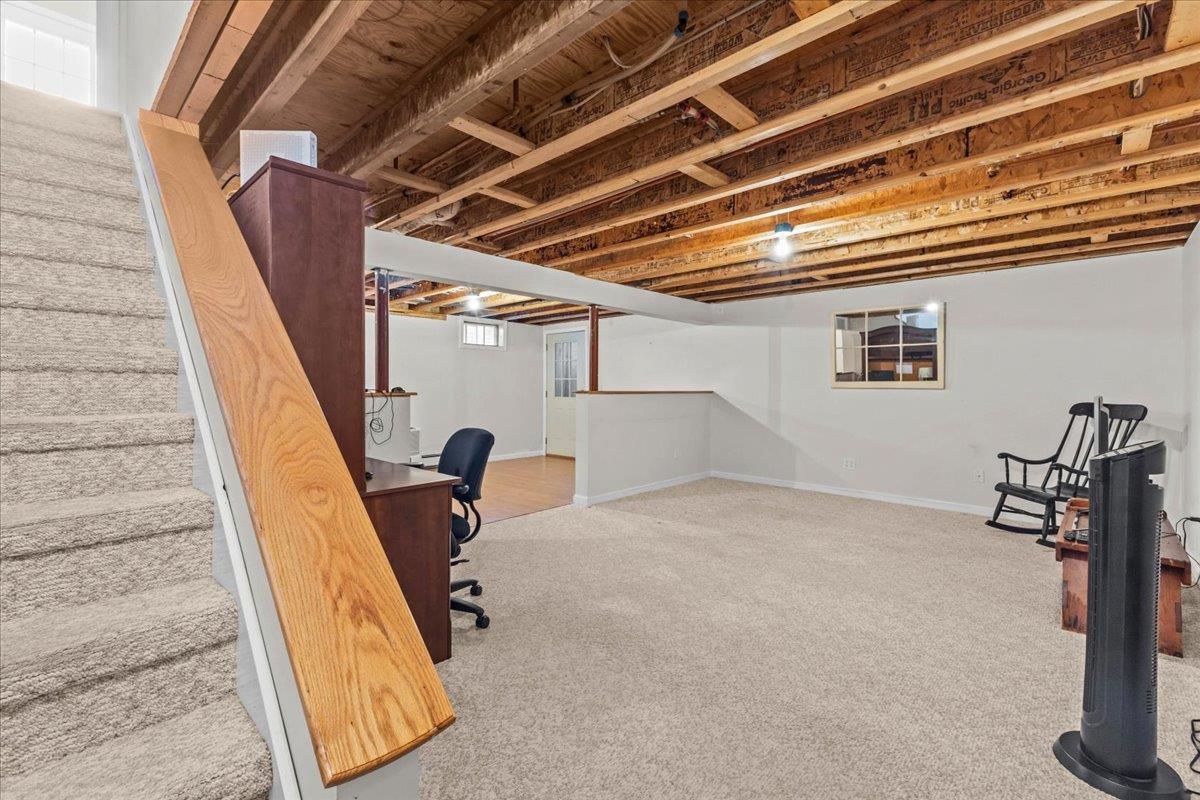 33 Stacy Street Property Photo 30