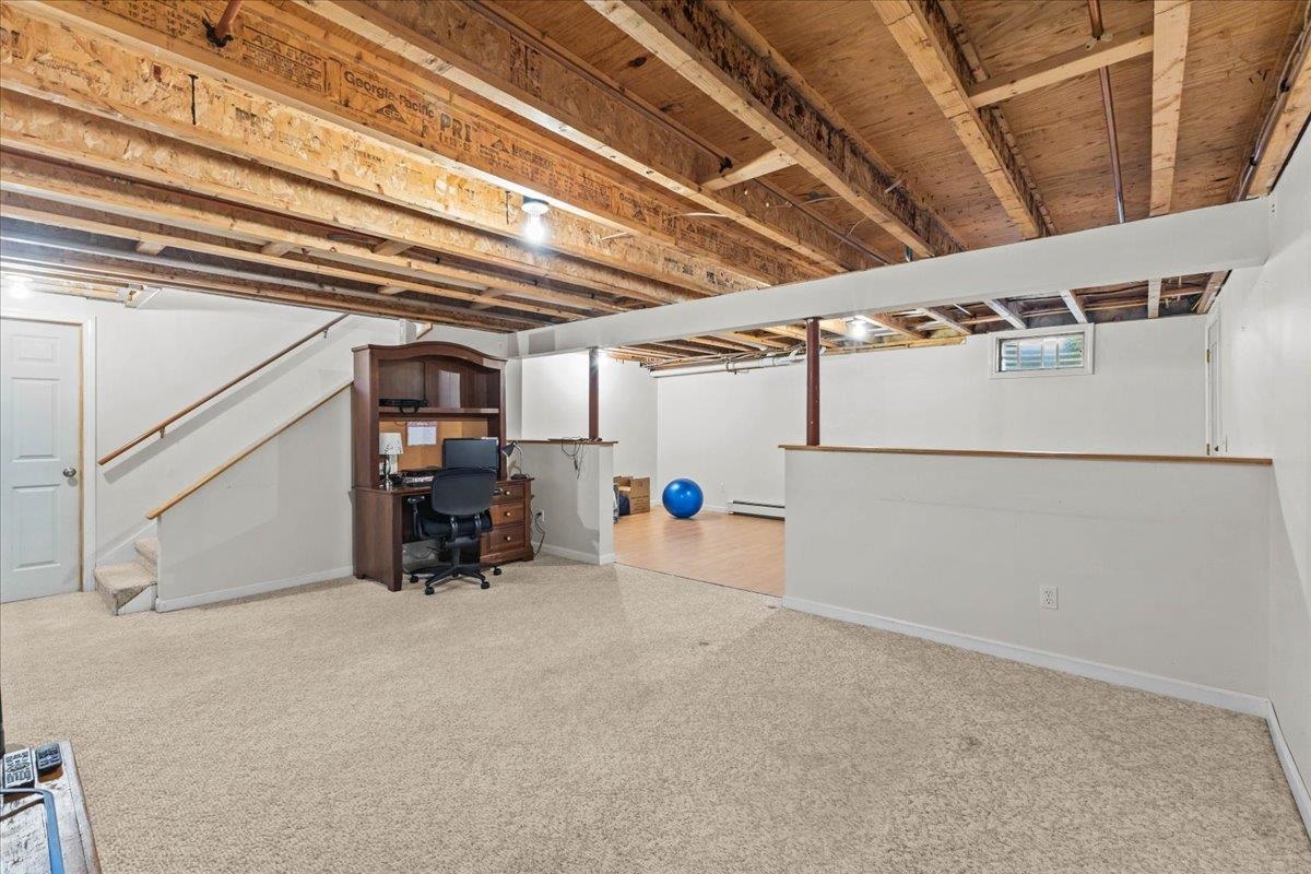 33 Stacy Street Property Photo 31