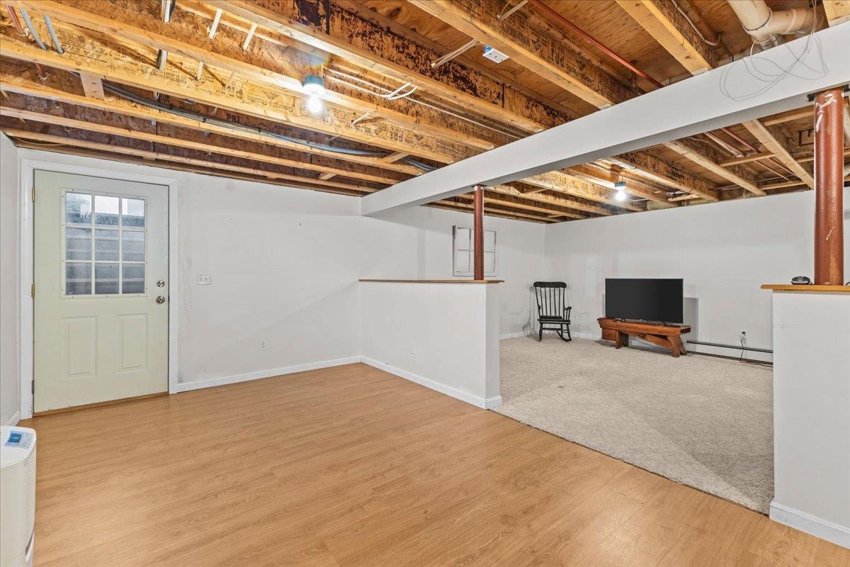 33 Stacy Street Property Photo 32