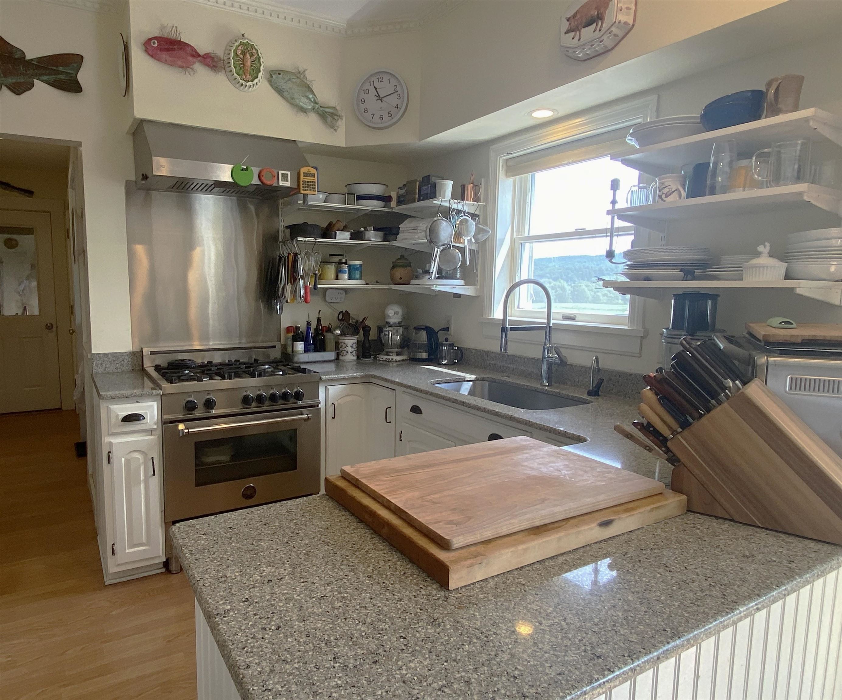 1820 North Street Property Photo 9