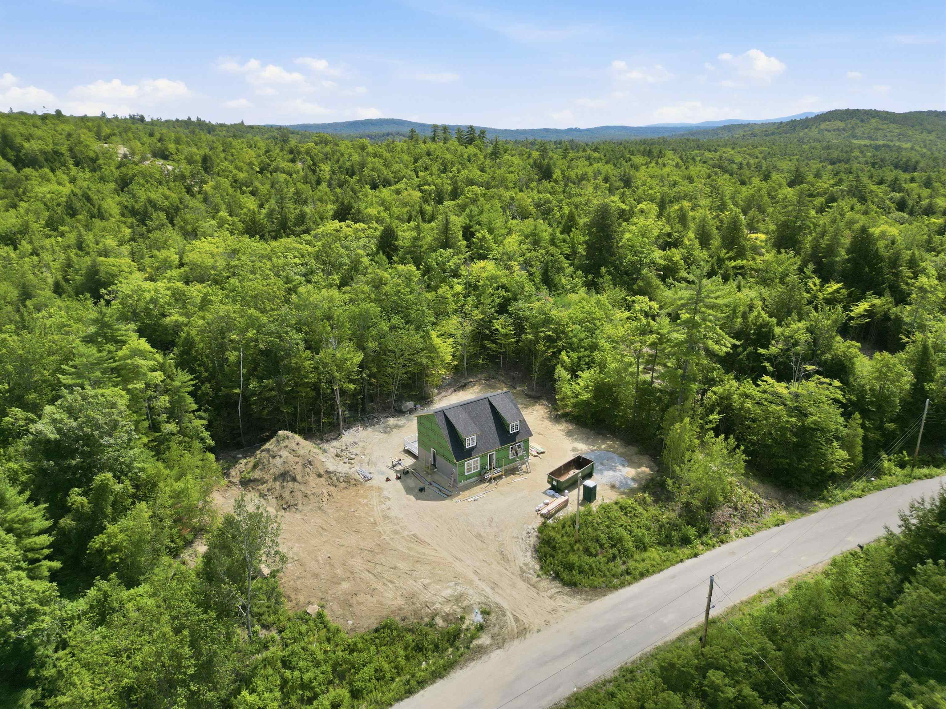 11e Lindsay Lane Property Photo 11