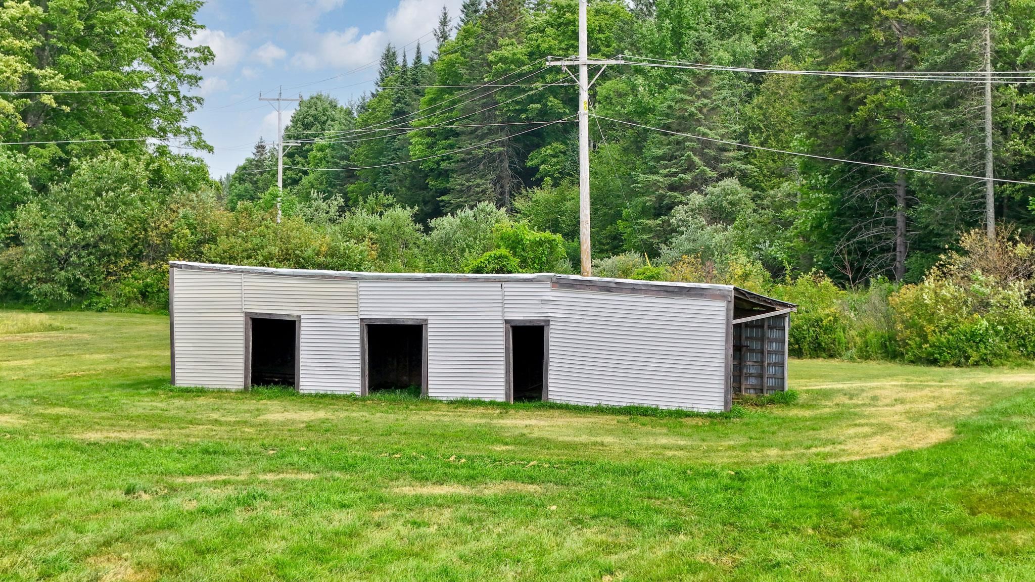 3452 Burton Hill Road Property Photo 6