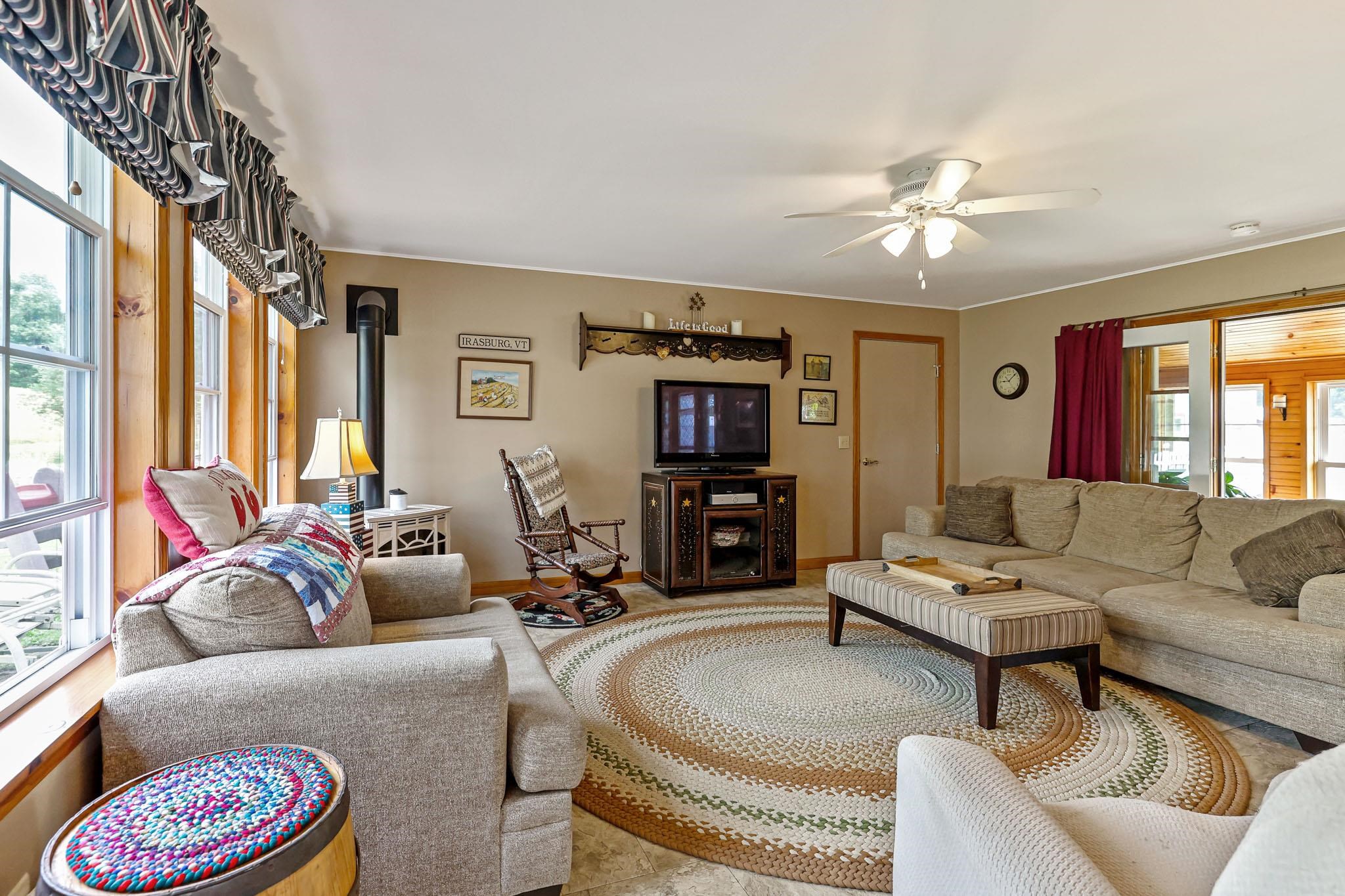 3452 Burton Hill Road Property Photo 14