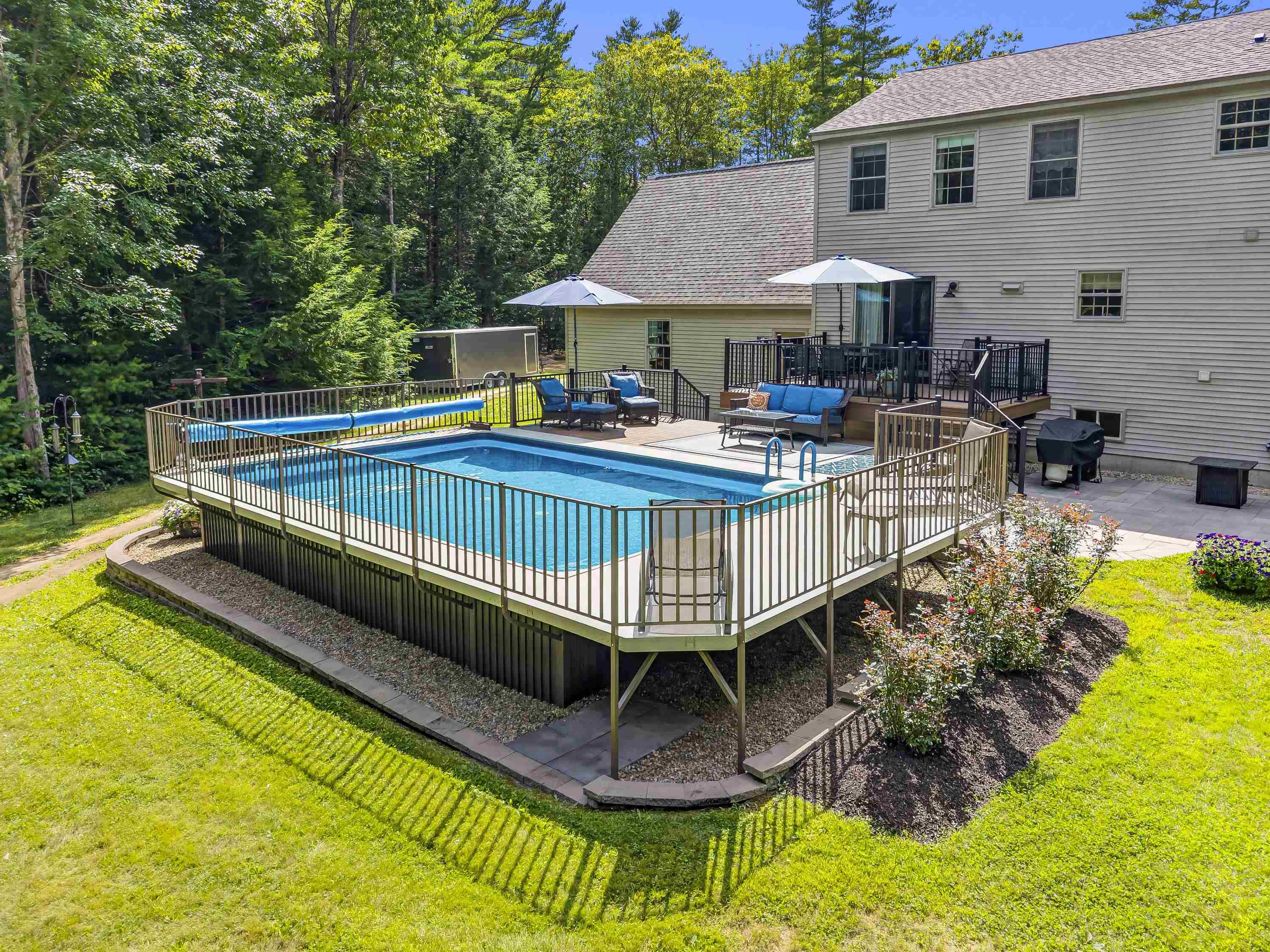 72 Long Swamp Road