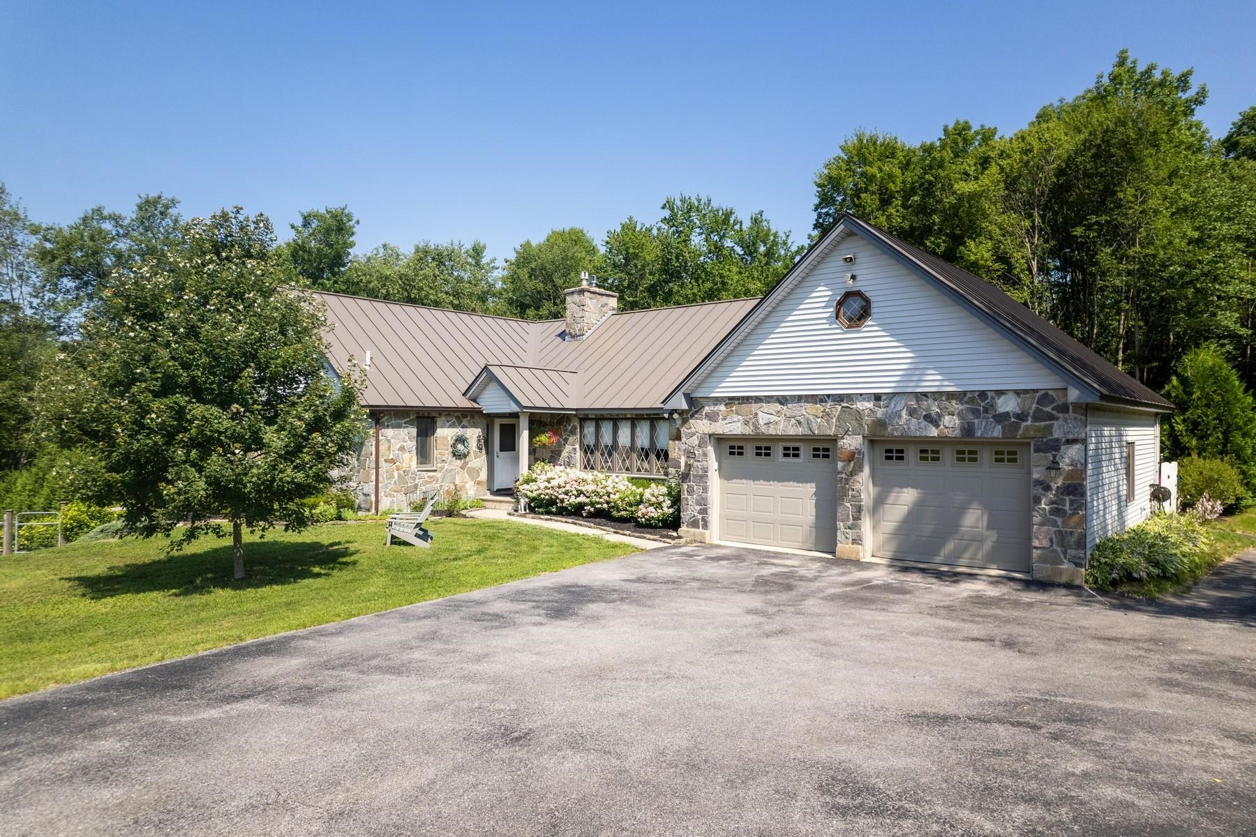 1324 Town Line Road Property Photo 3