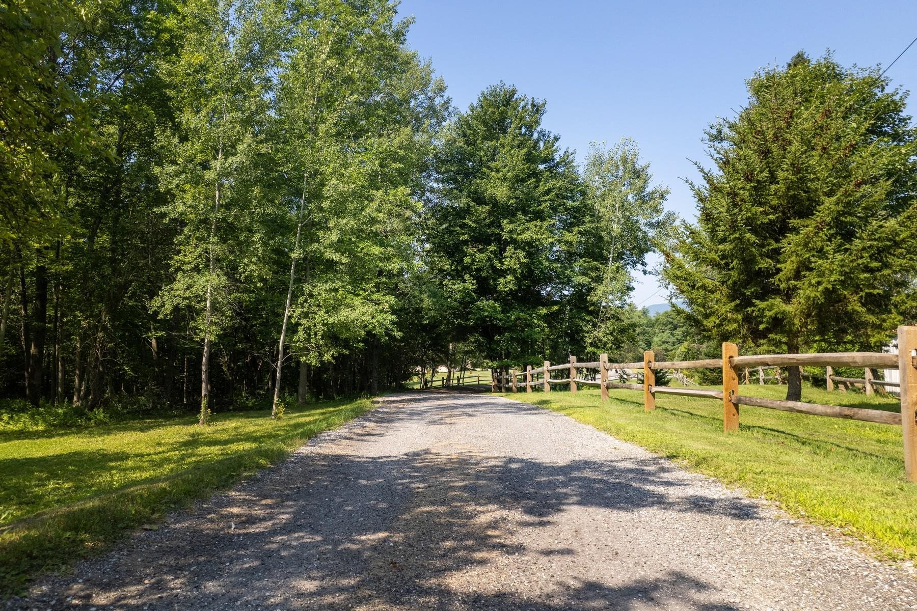 1324 Town Line Road Property Photo 32