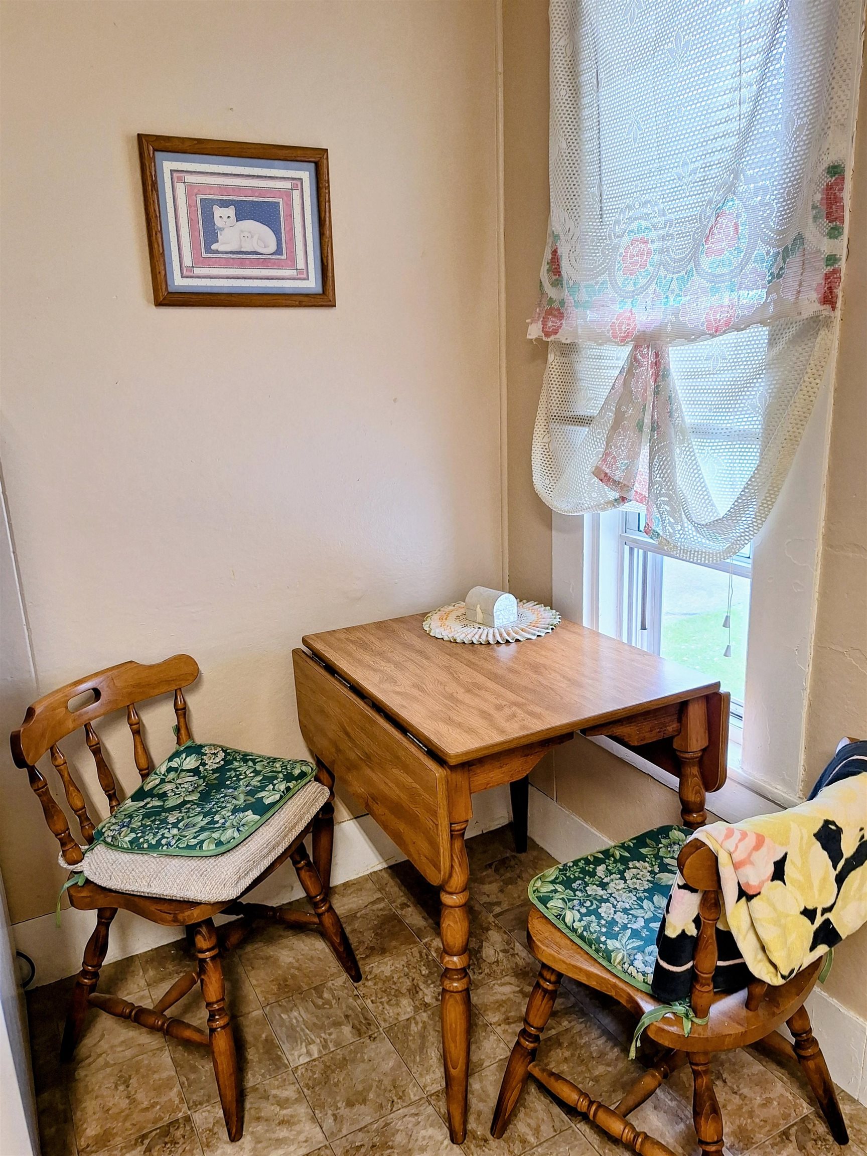 27 State Street Property Photo 7