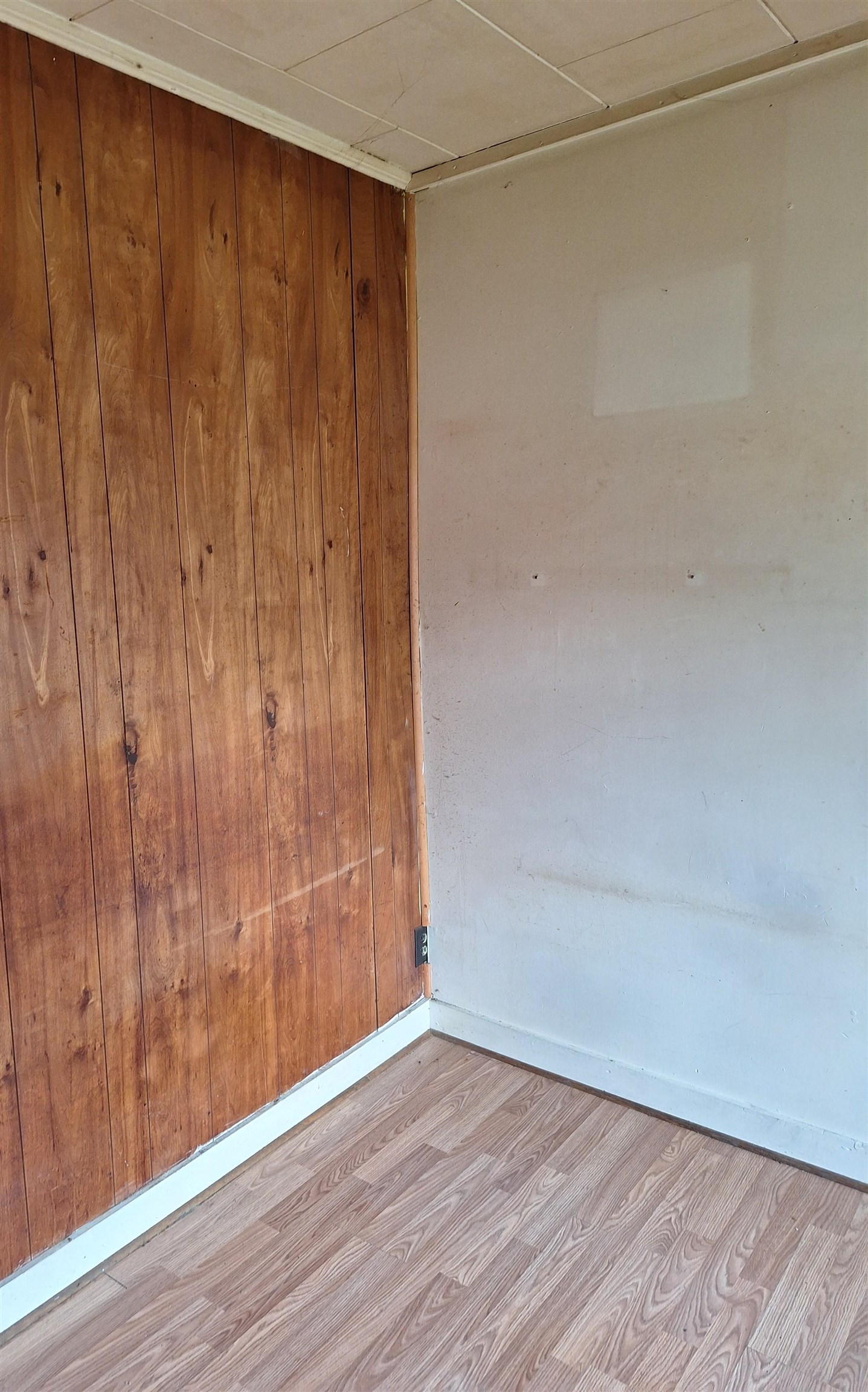 27 State Street Property Photo 9