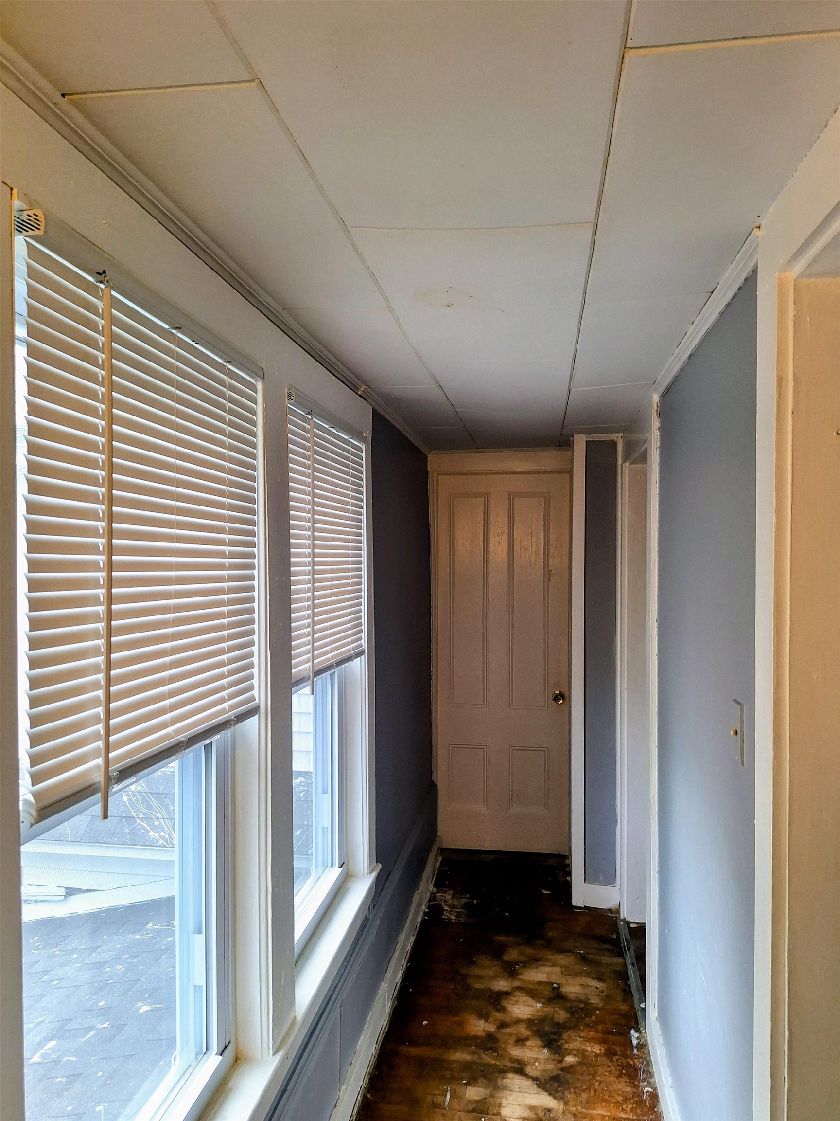 27 State Street Property Photo 12