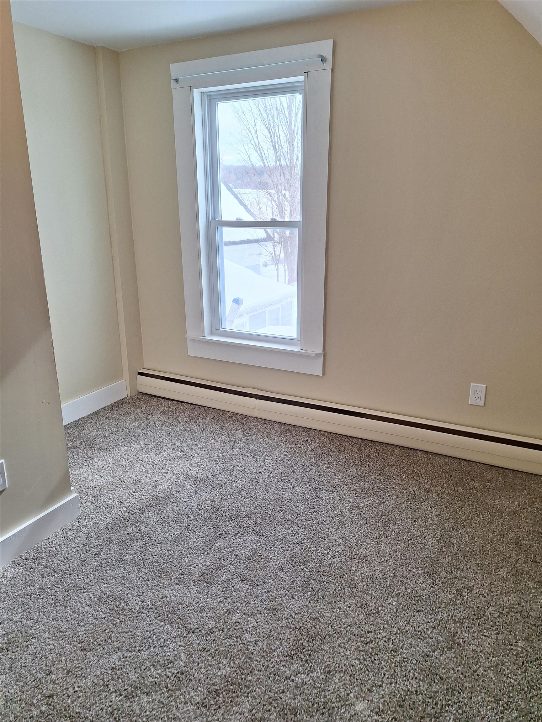 27 State Street Property Photo 20