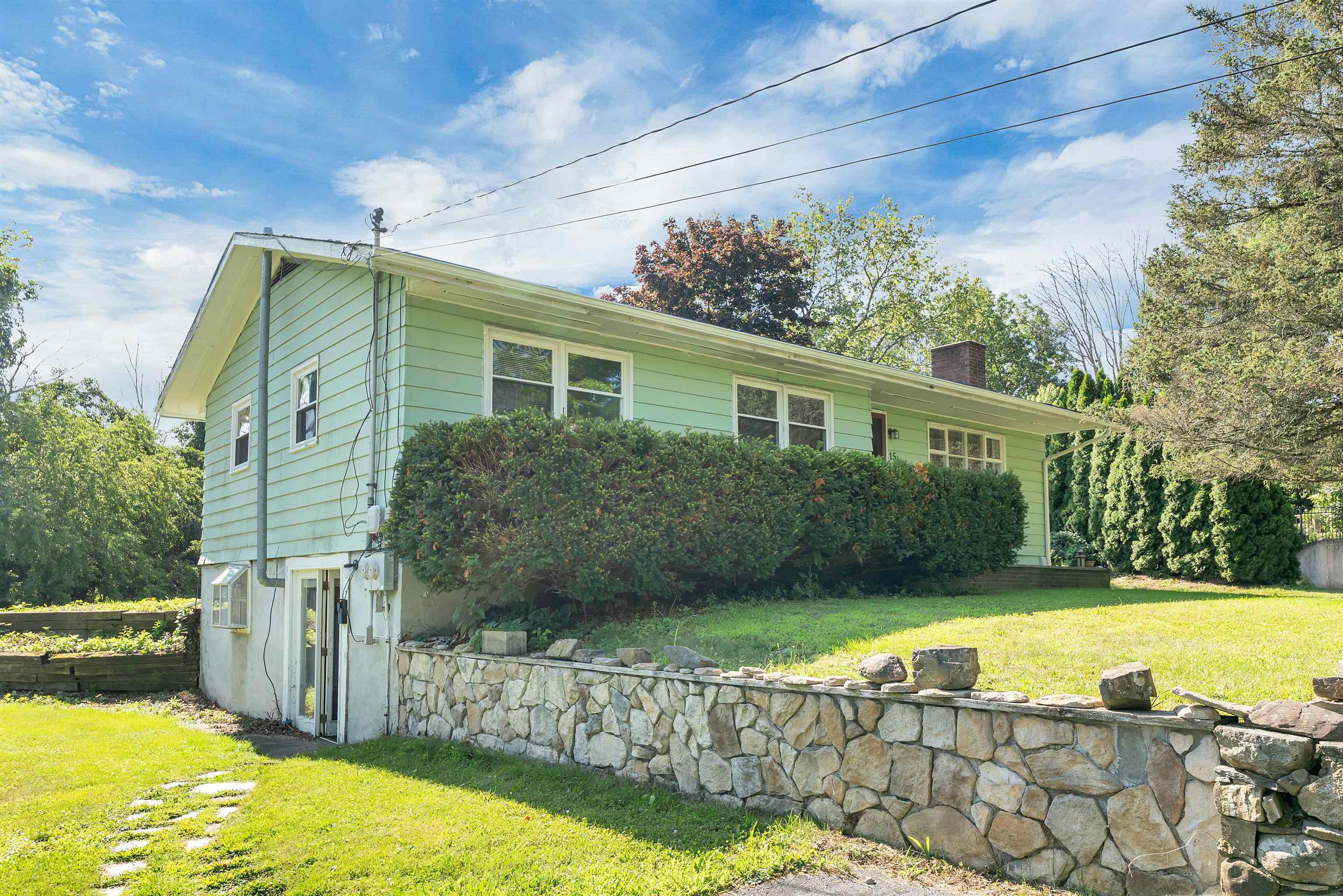 15 Tuttle Lane Property Photo 1