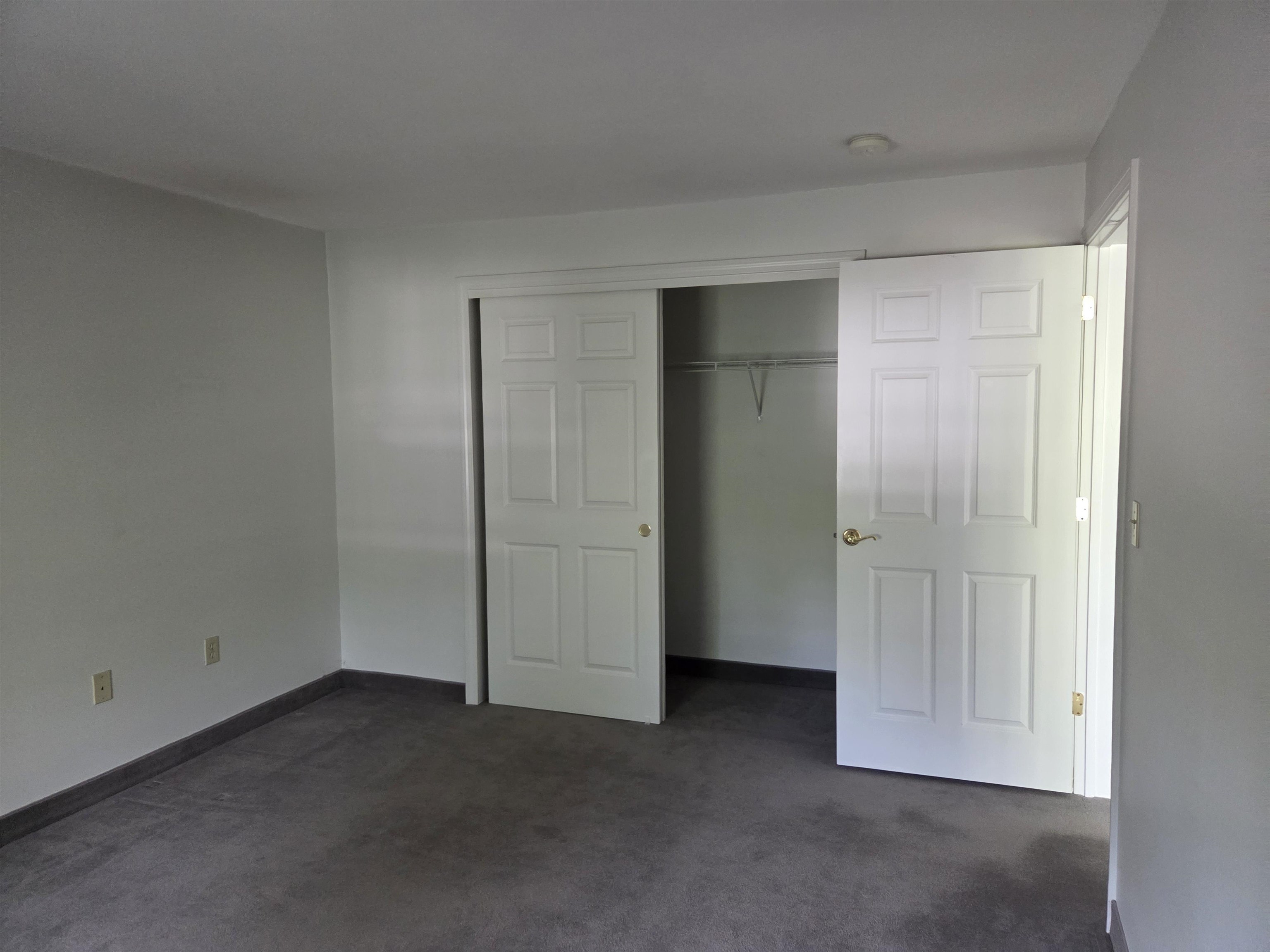 486 Nashua Street Property Photo 6