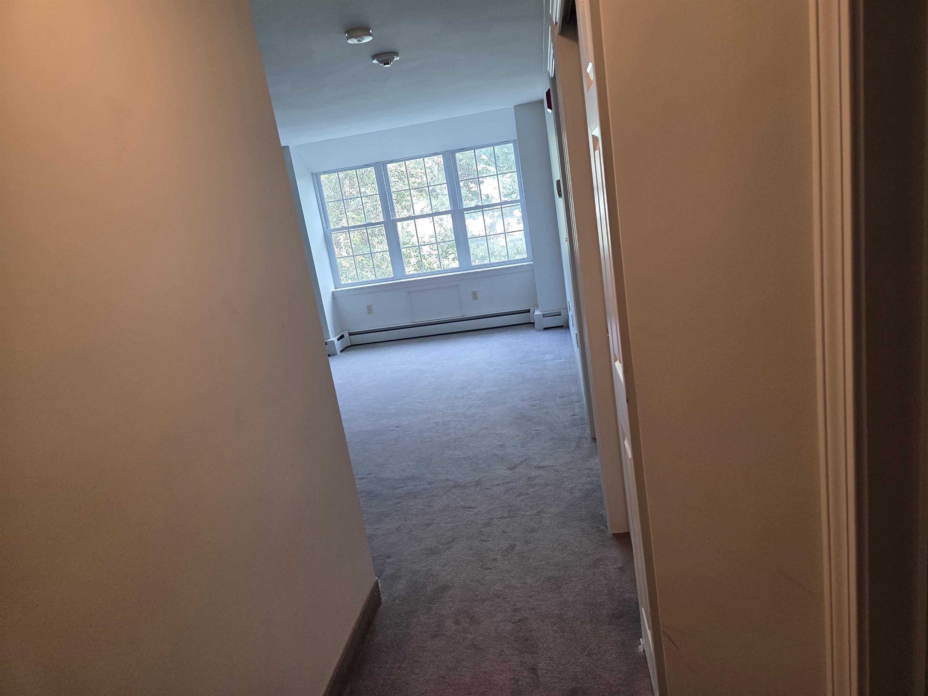 486 Nashua Street Property Photo 10