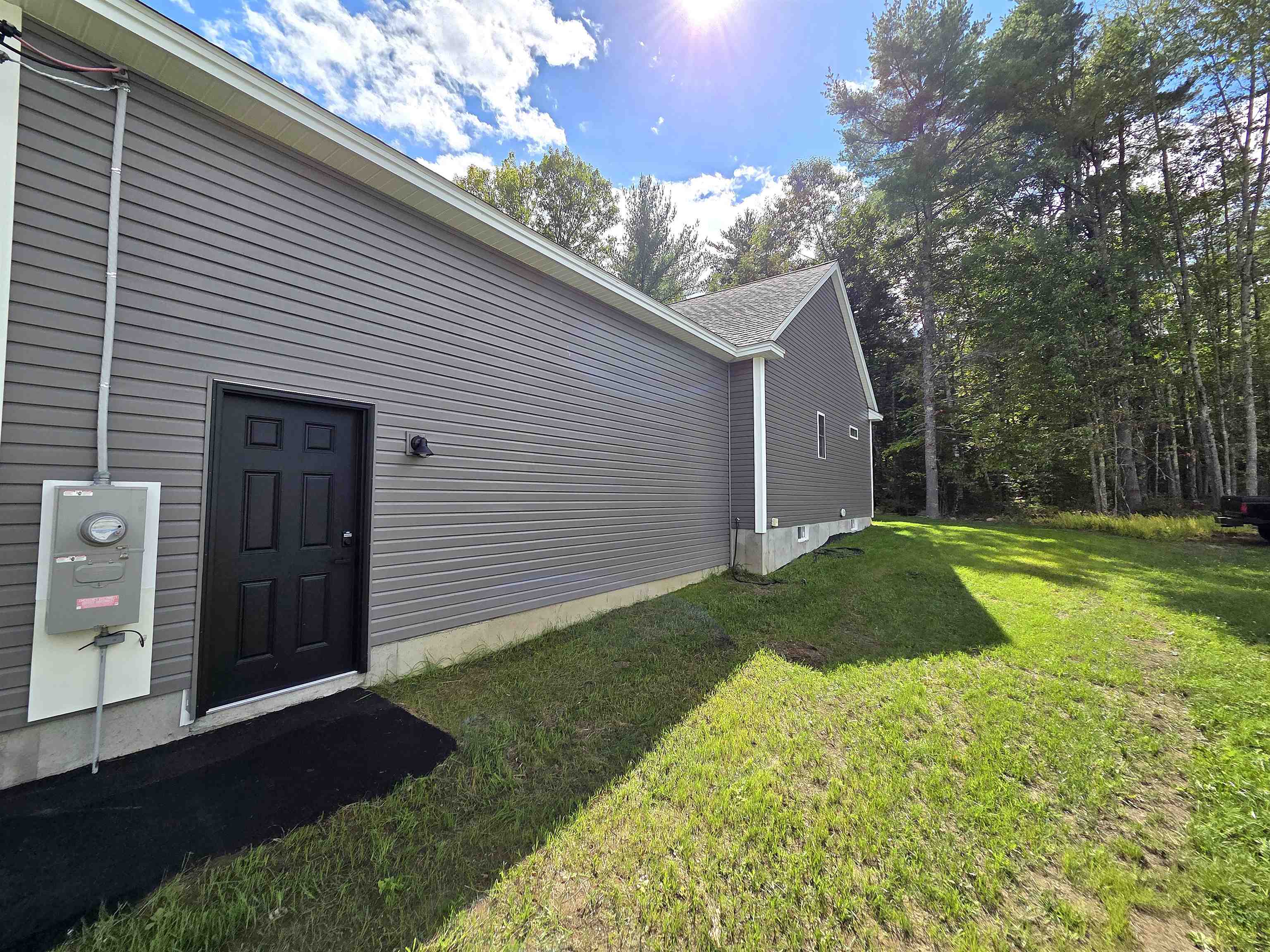871 Salmon Falls Road Property Photo 4