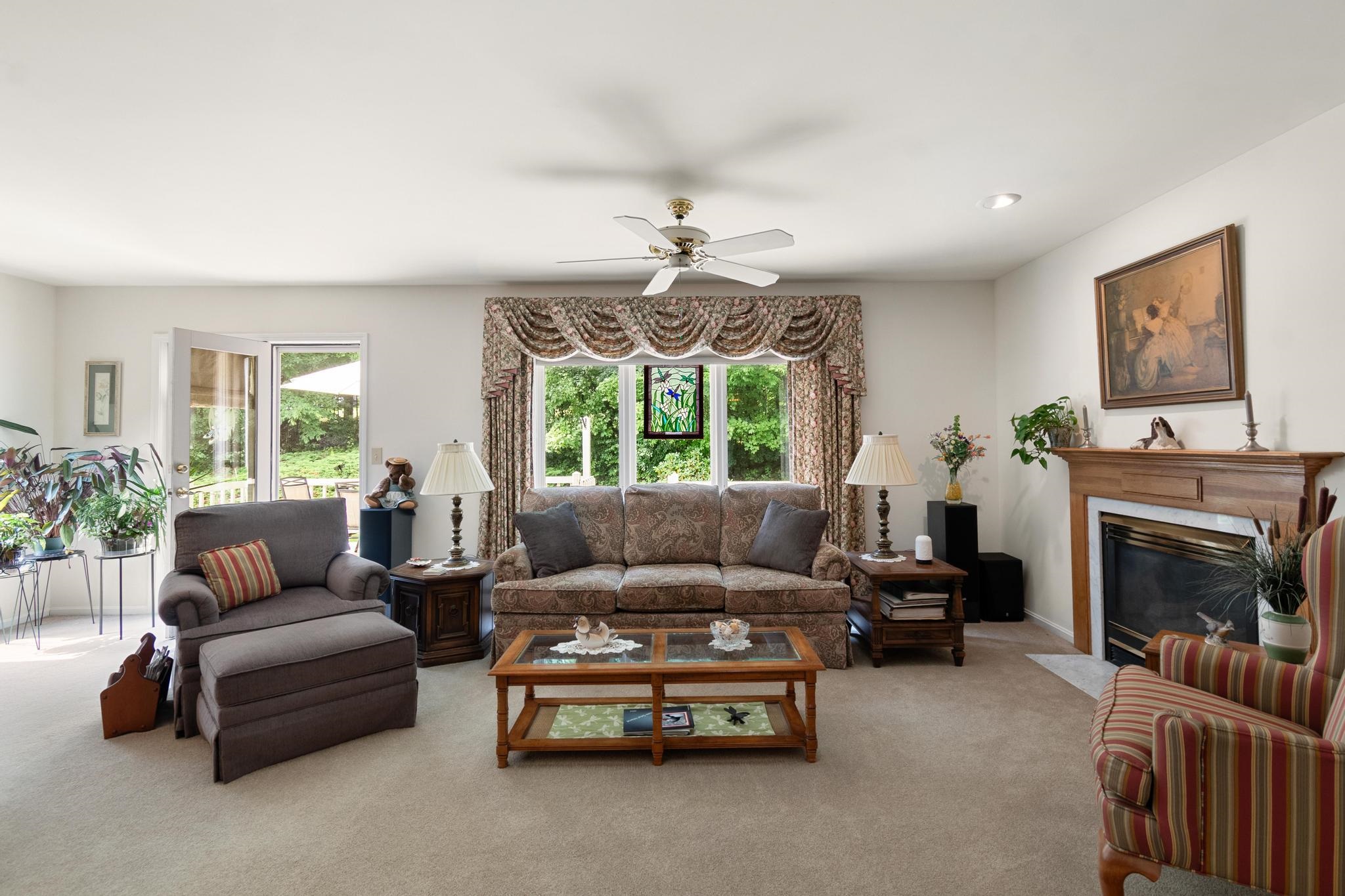 56 Garden Lane Property Photo 8
