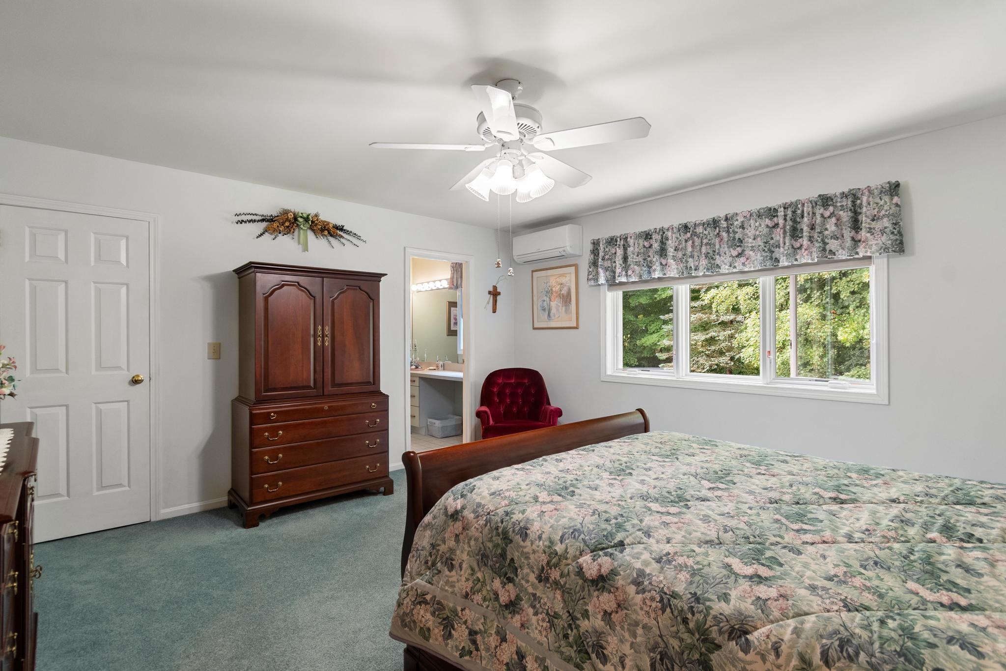 56 Garden Lane Property Photo 15
