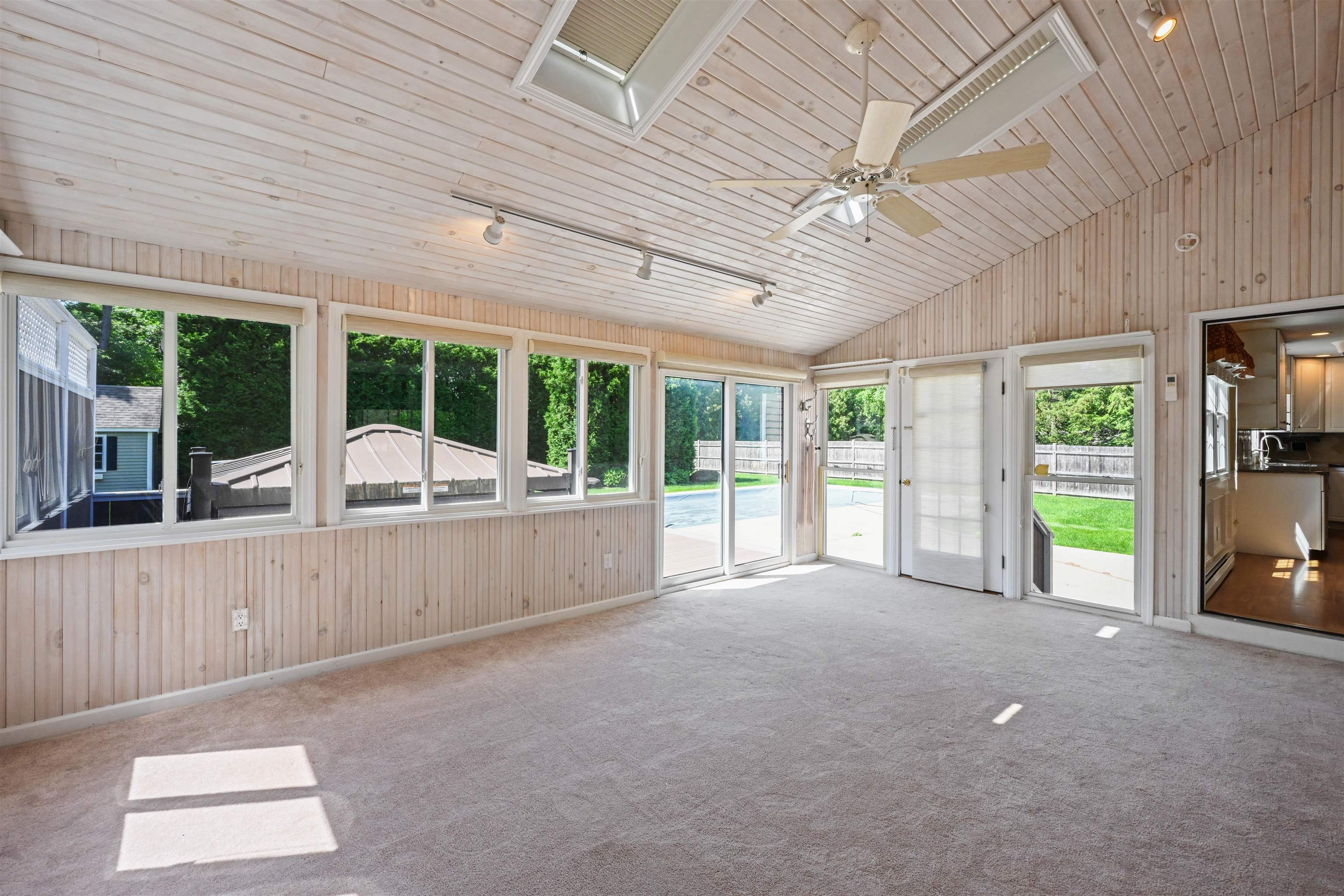 6 Quail Run Property Photo 40