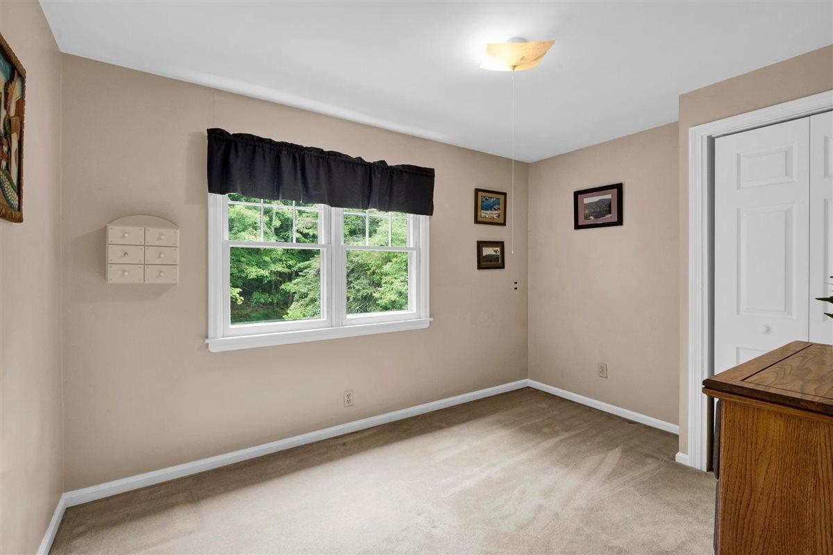 12 Mountain View Road Property Photo 22