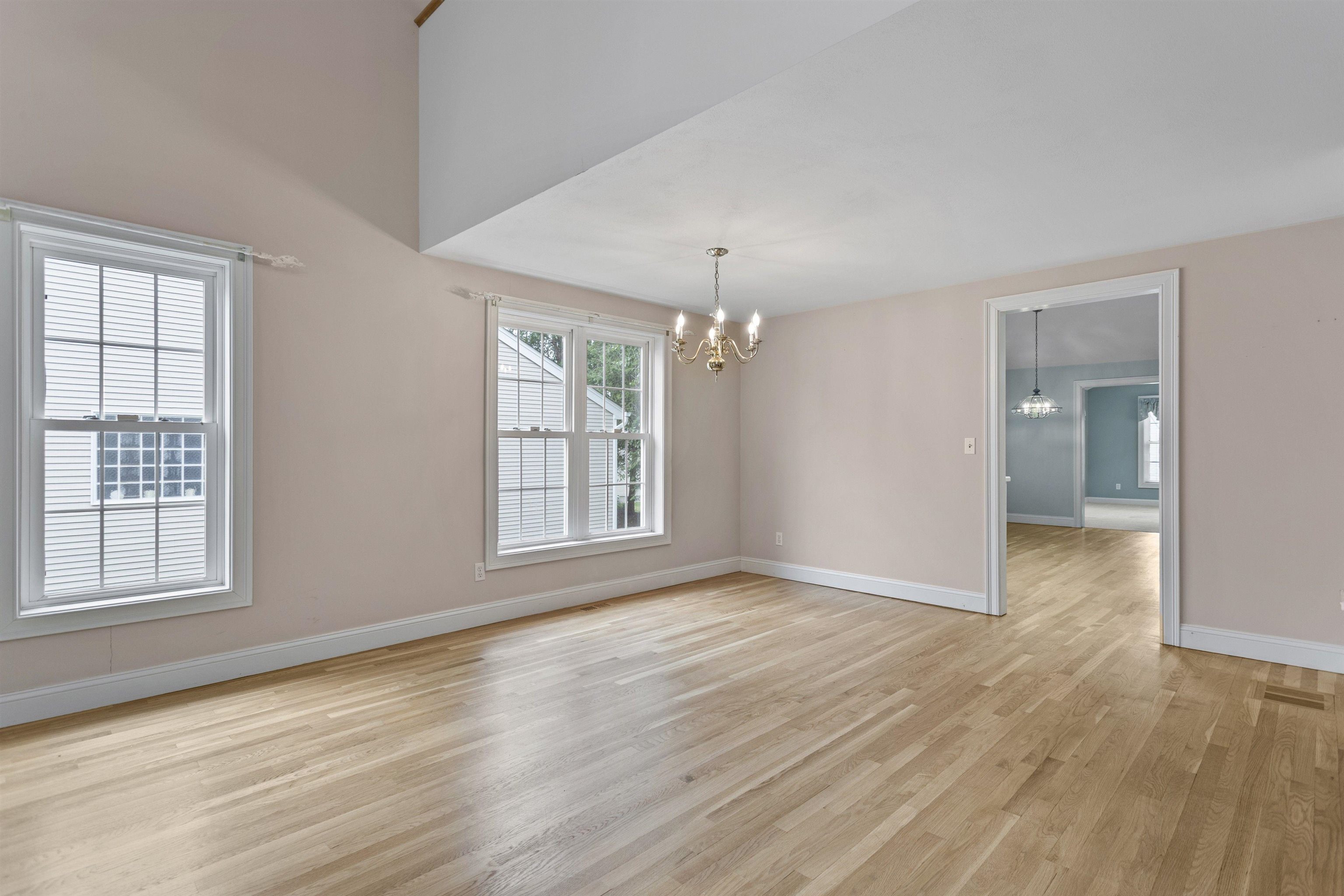 63 Hampton Meadows Property Photo 10
