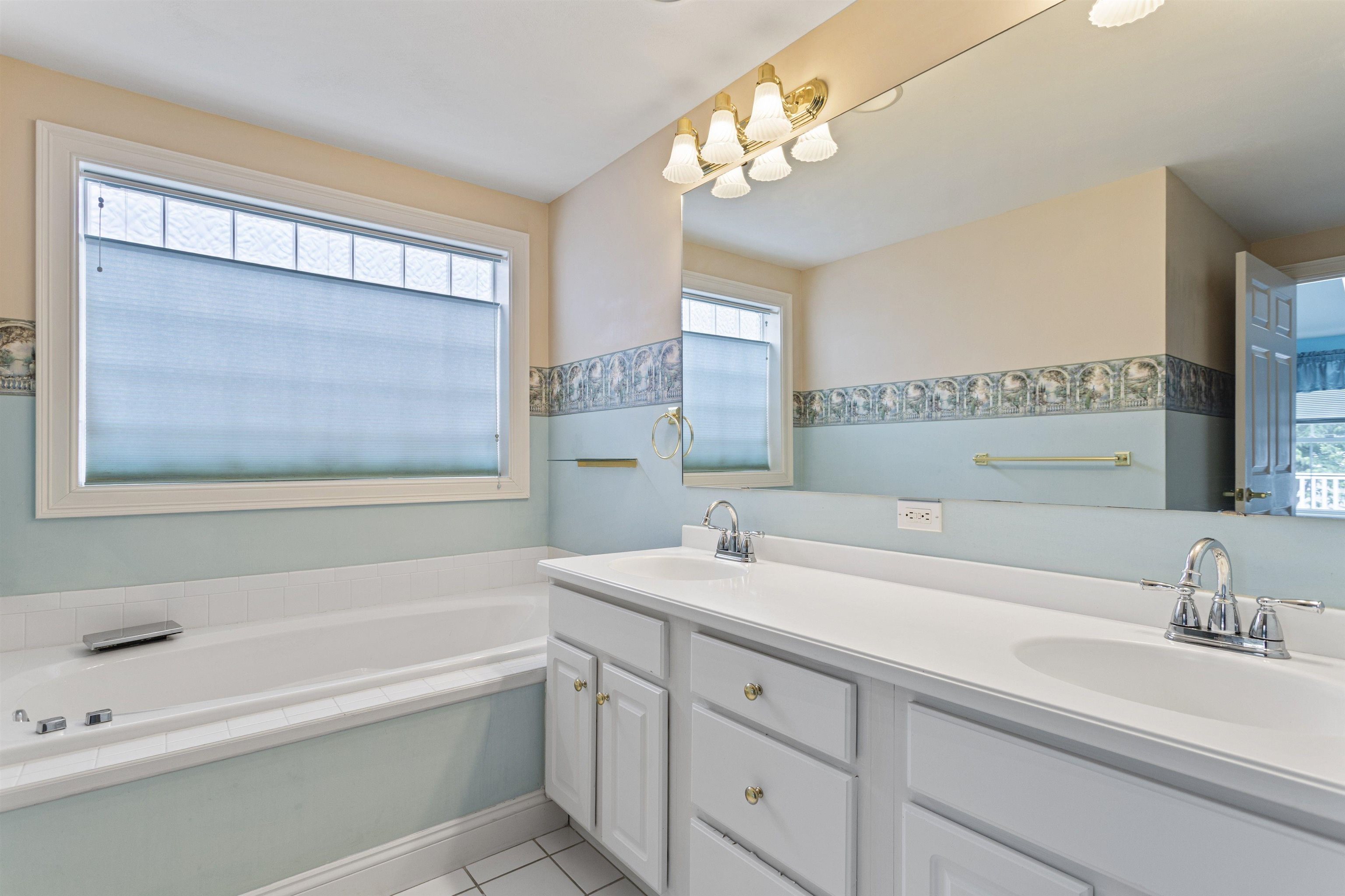 63 Hampton Meadows Property Photo 29