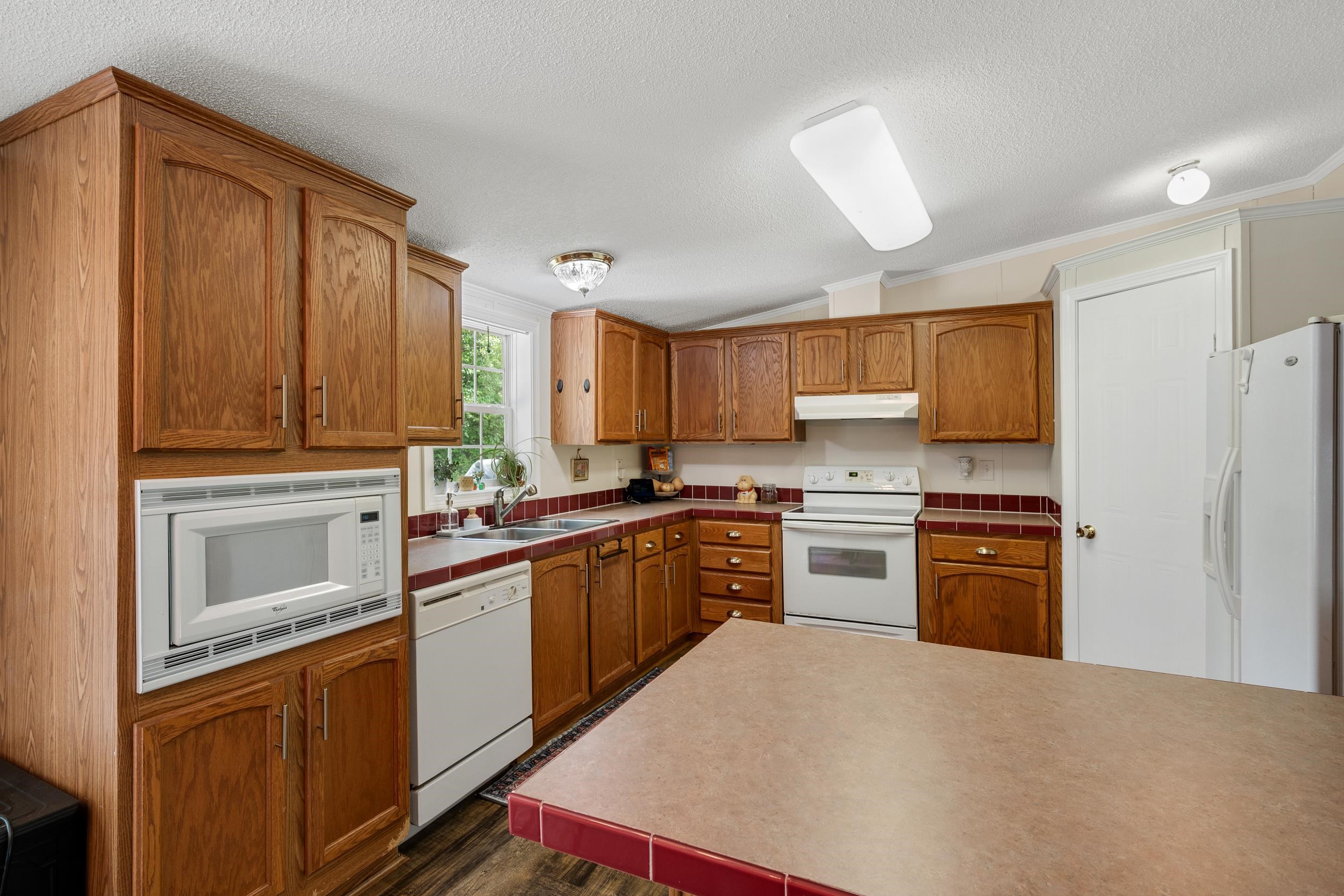 11 Kelley Road Property Photo 10