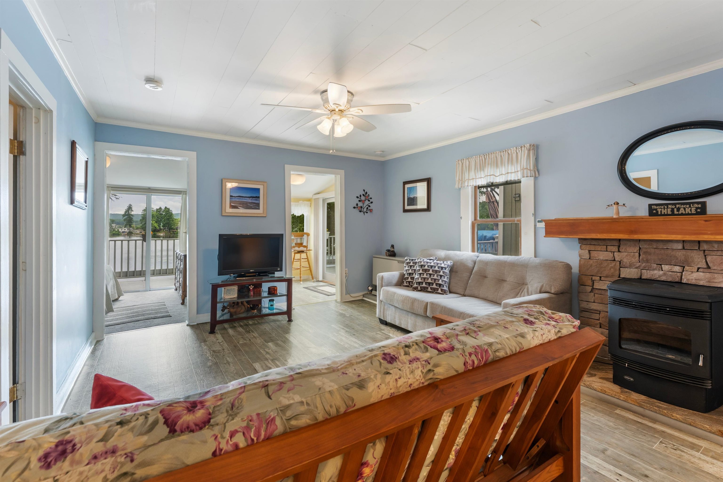 17 Waters Edge Road Property Photo 4