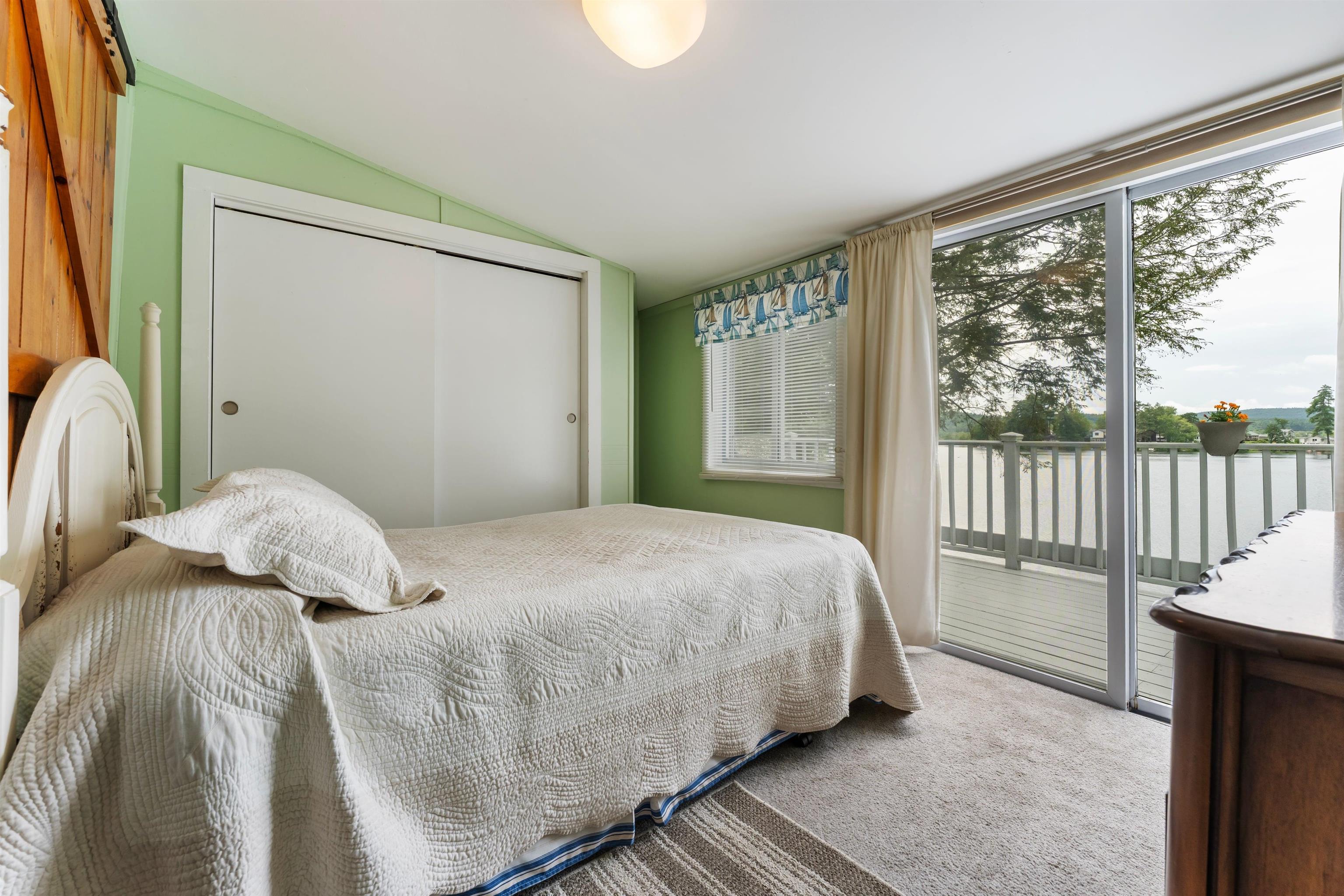 17 Waters Edge Road Property Photo 13