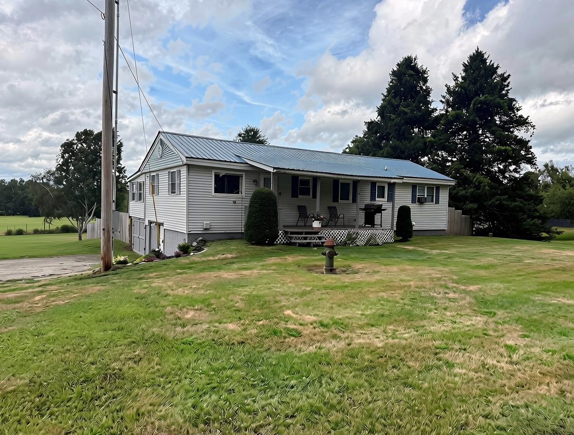 677 Prouty Drive Property Photo 1