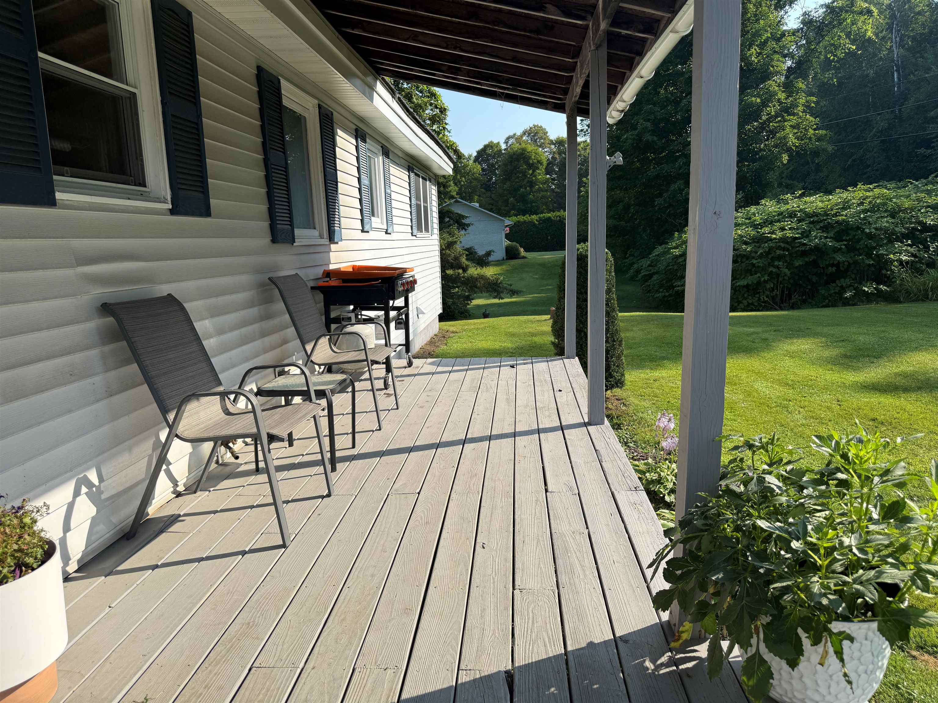 677 Prouty Drive Property Photo 3