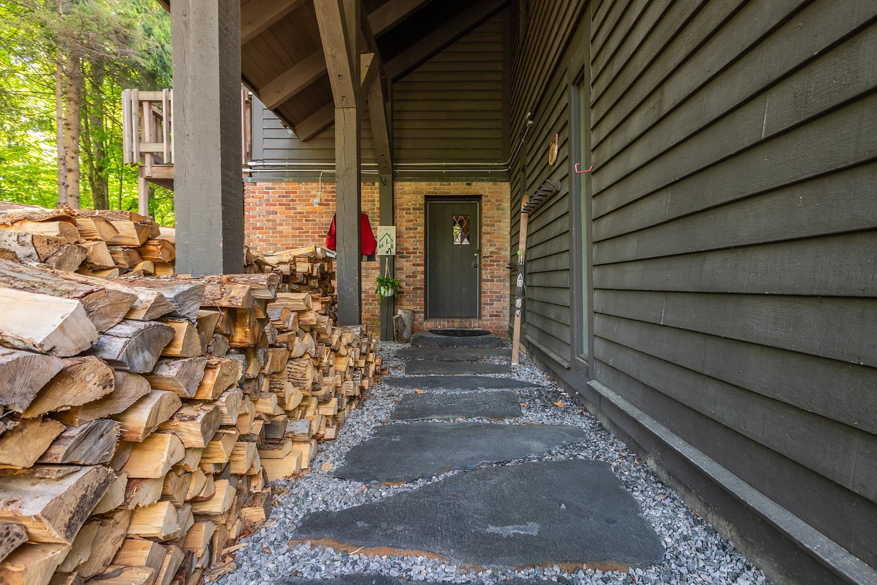 11 Founders Hill Road Property Photo 3