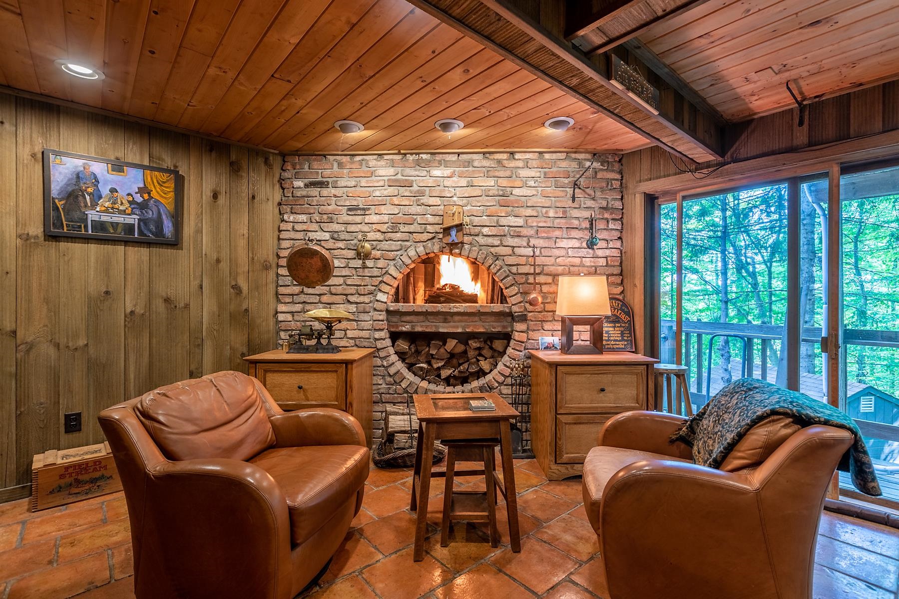 11 Founders Hill Road Property Photo 10
