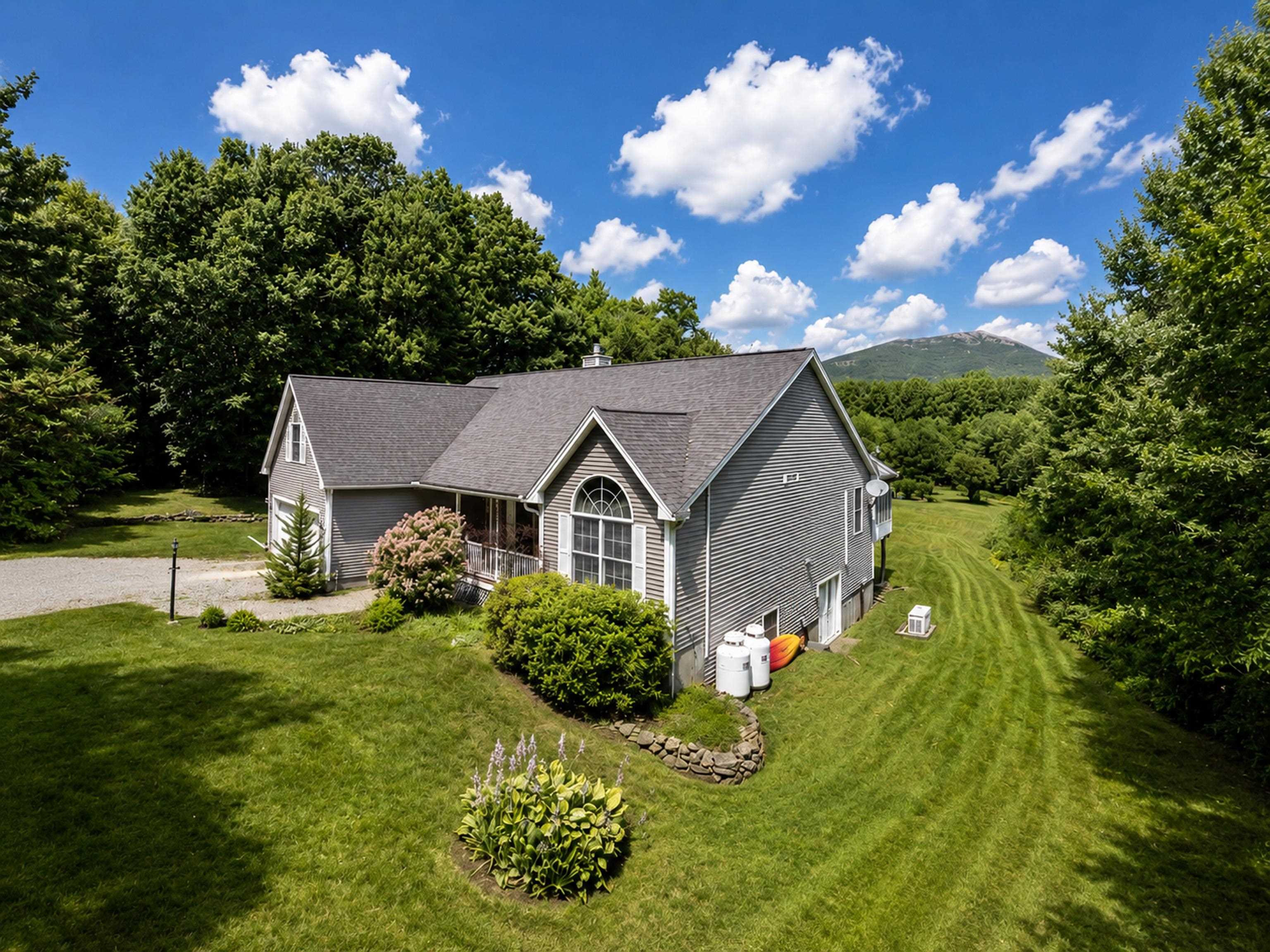 1118 Jaffrey Road Property Photo 4