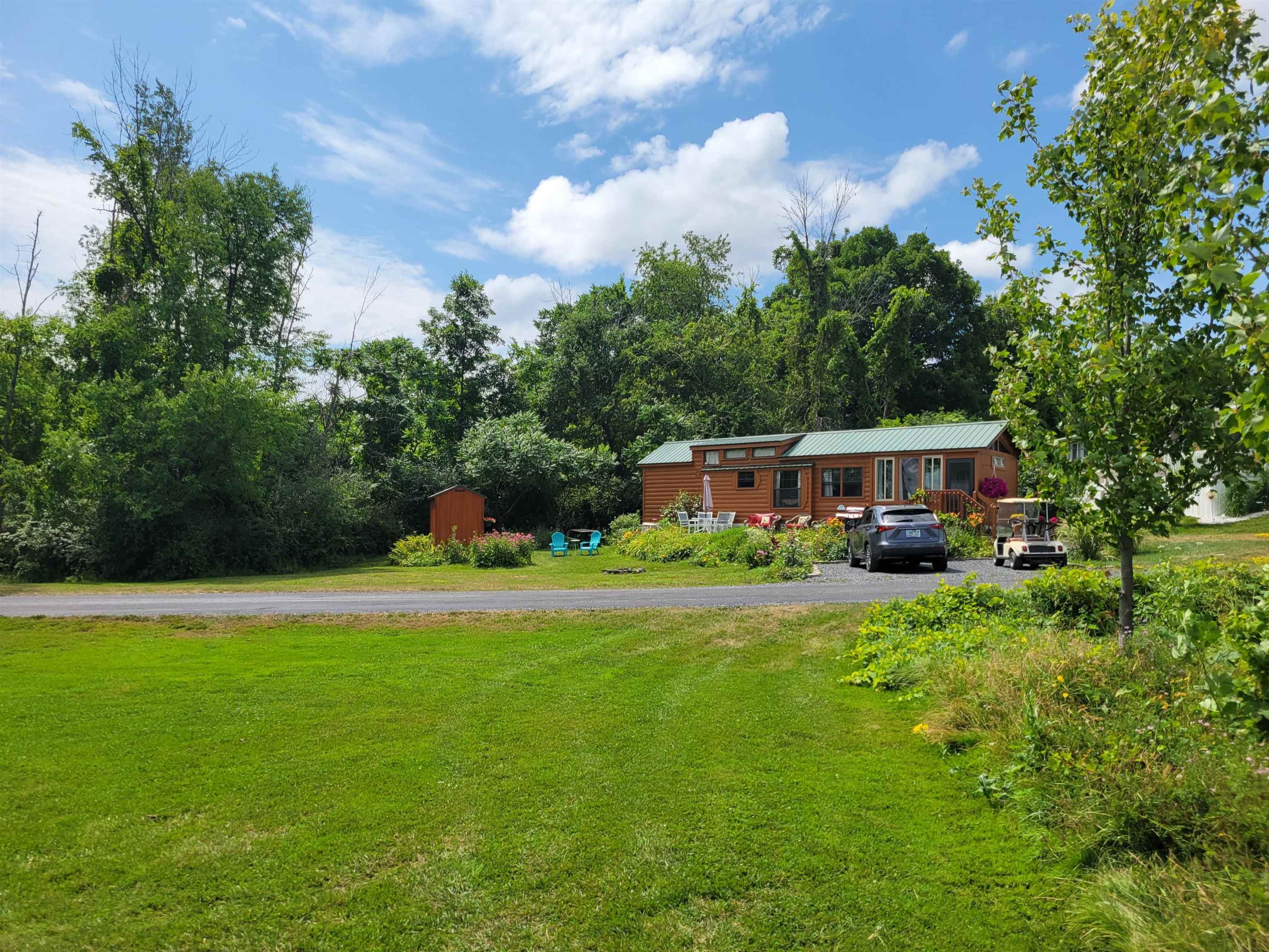 48 Island Circle Property Photo 2