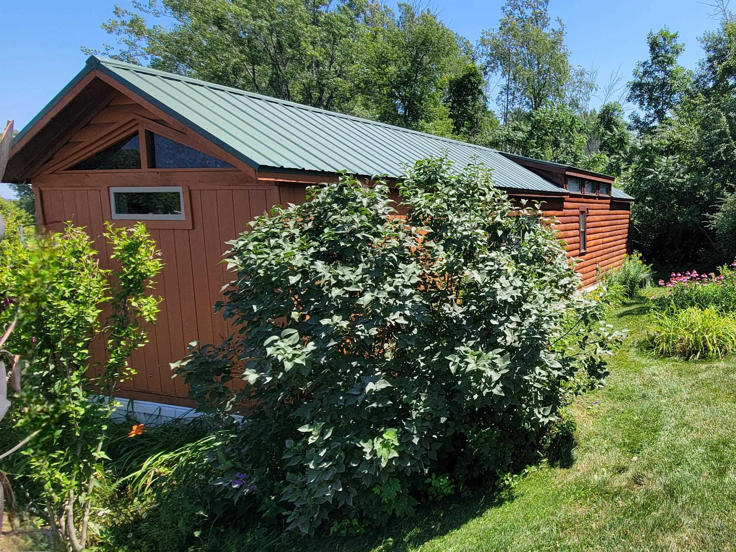 48 Island Circle Property Photo 5