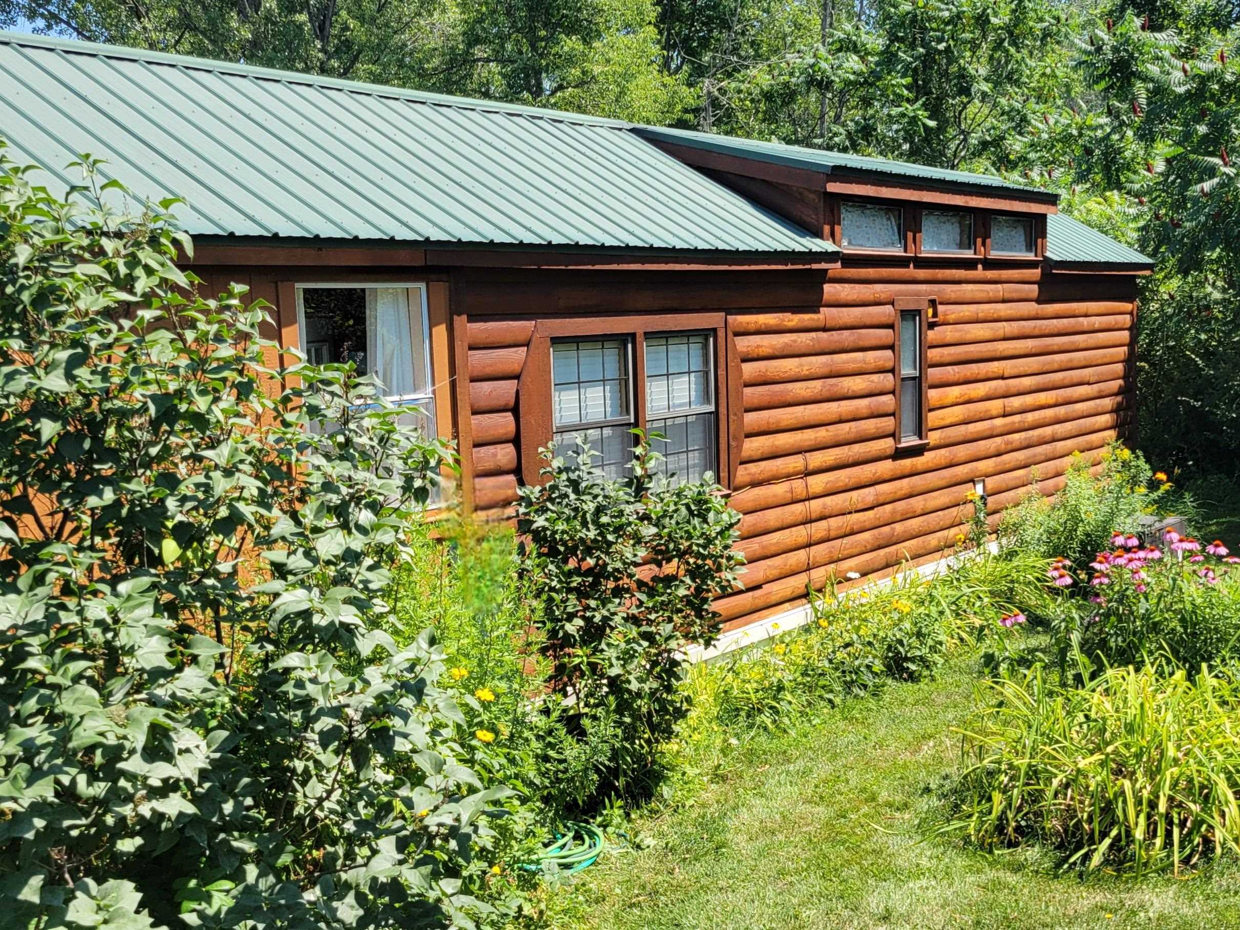 48 Island Circle Property Photo 6