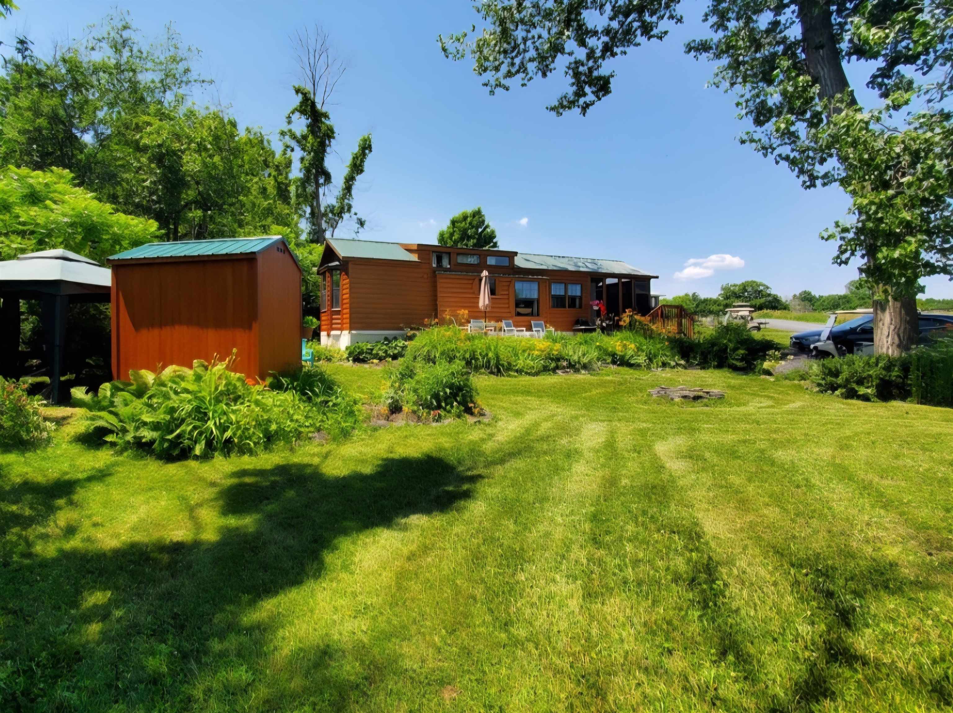 48 Island Circle Property Photo 13