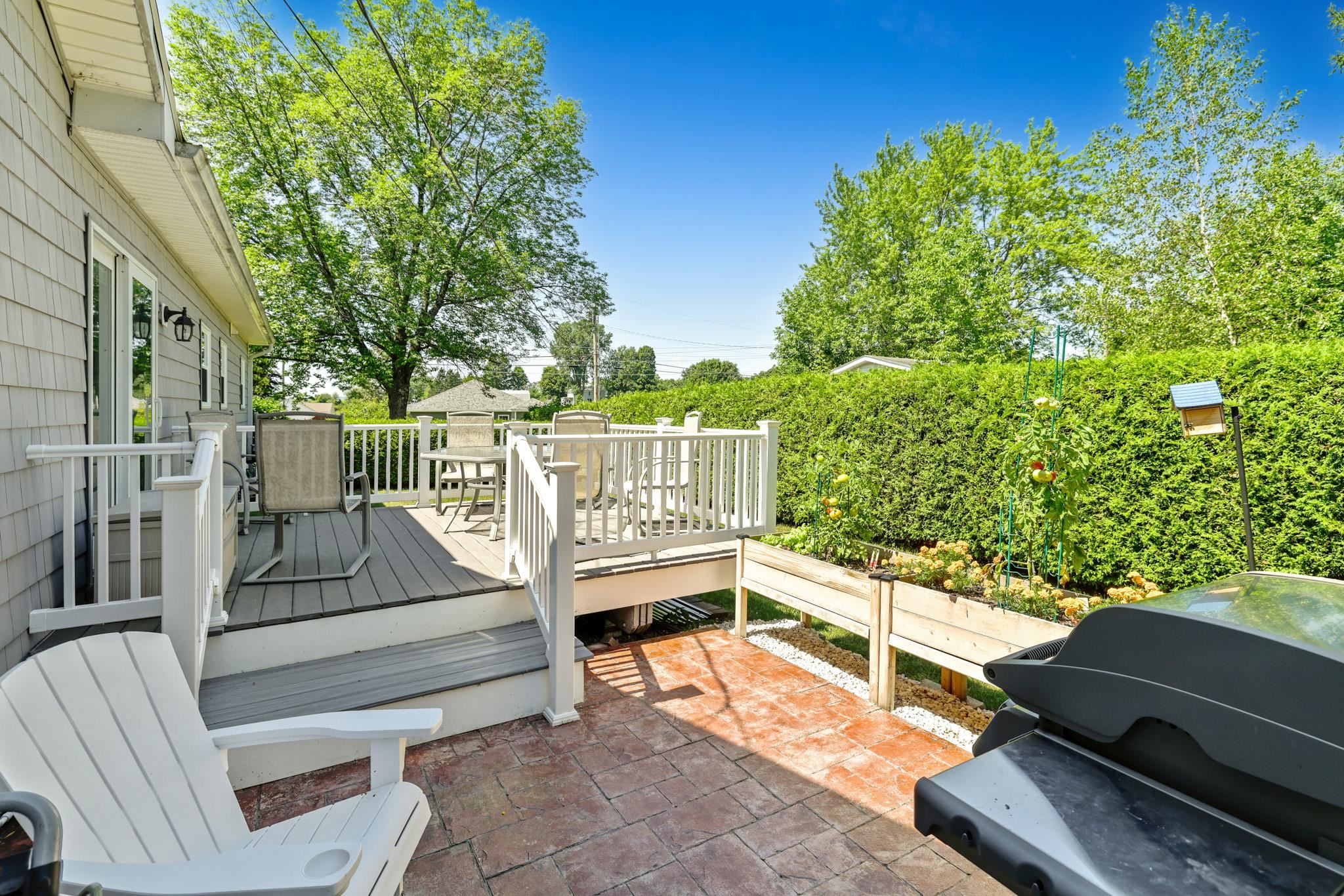 11 Foster Terrace Property Photo 12
