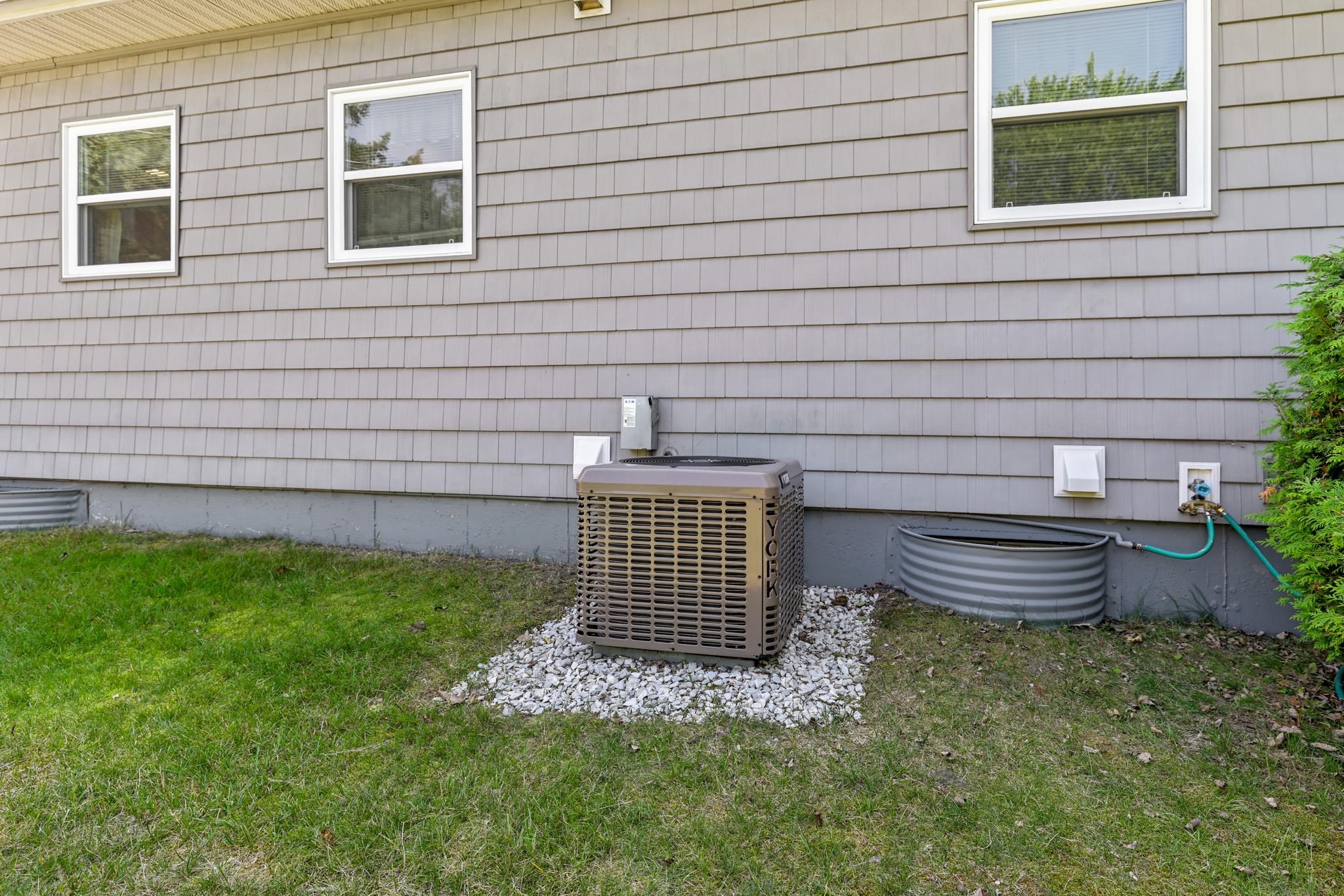 11 Foster Terrace Property Photo 14