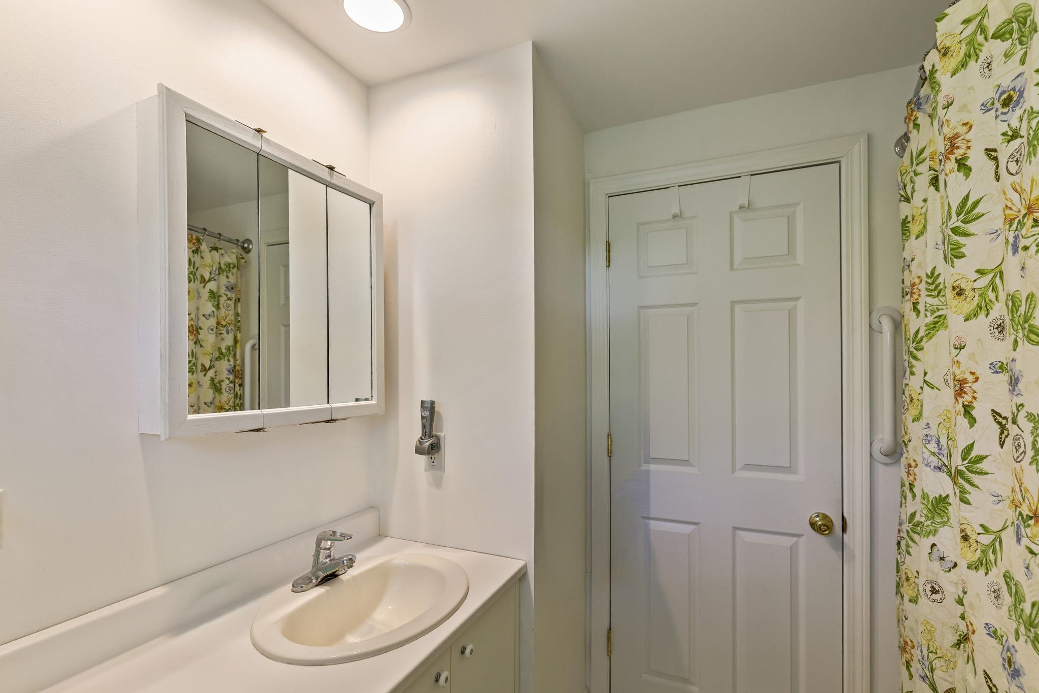 11 Foster Terrace Property Photo 30