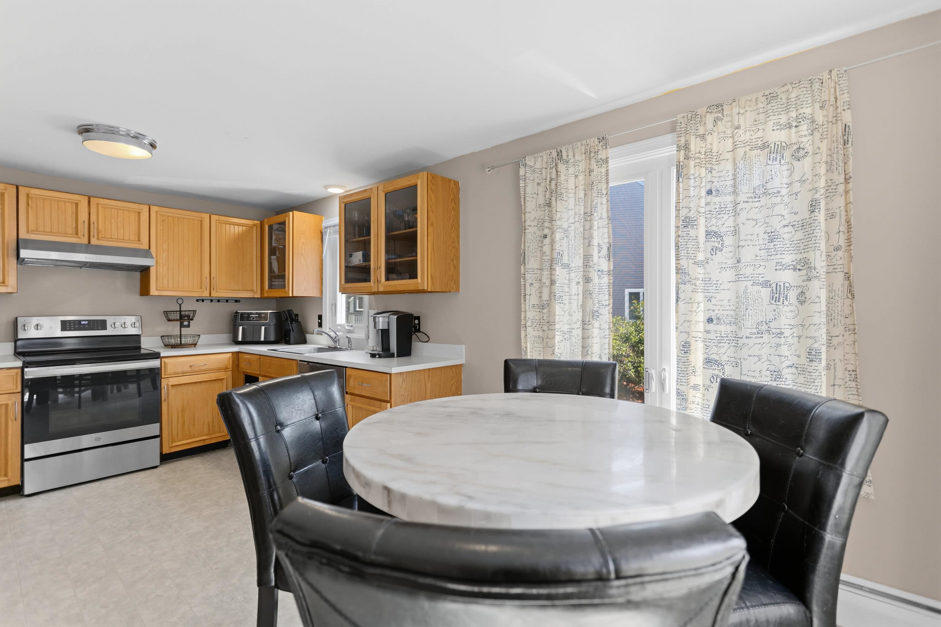 331 Blucher Street Property Photo 12