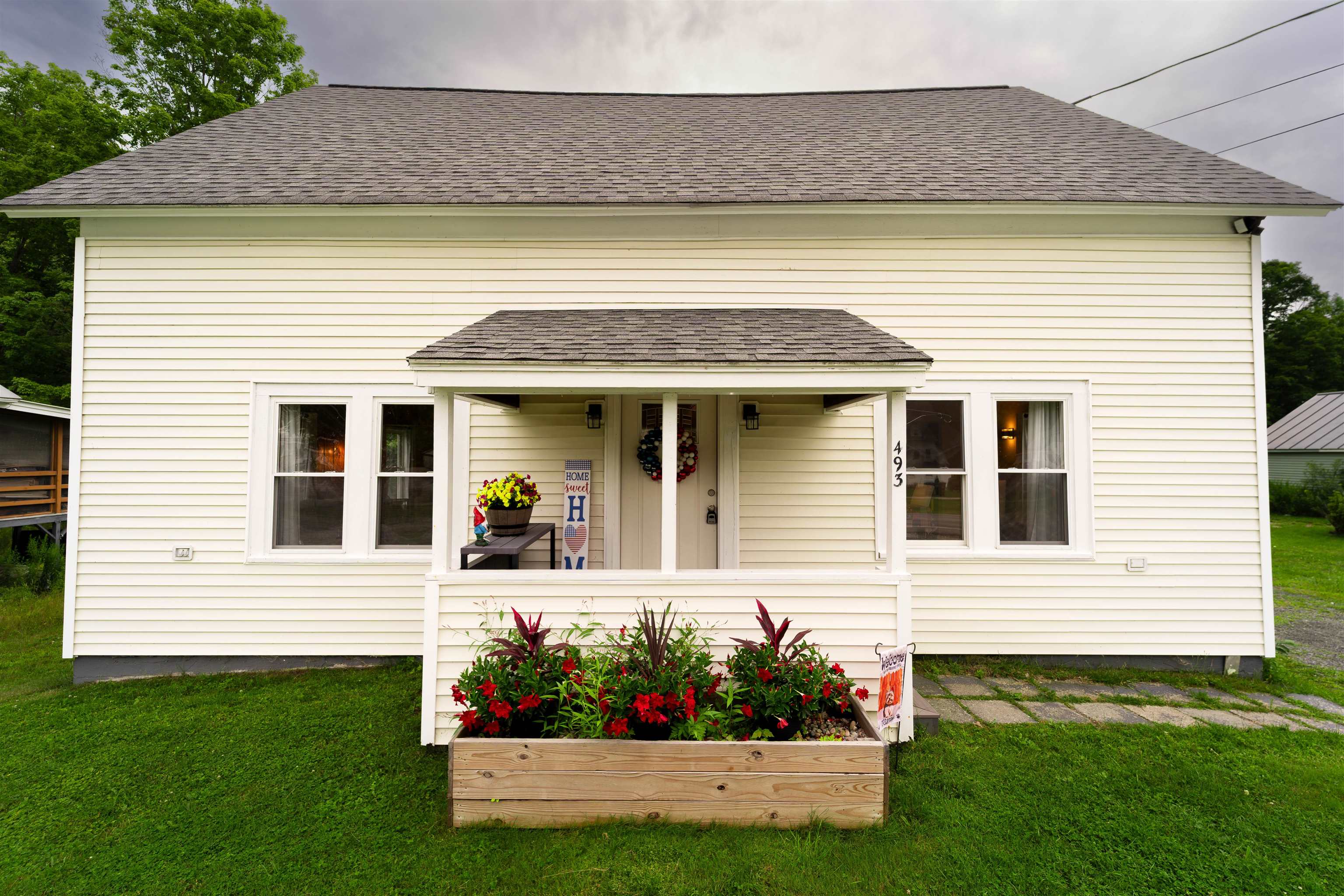 493 Sunapee Street Property Photo 1