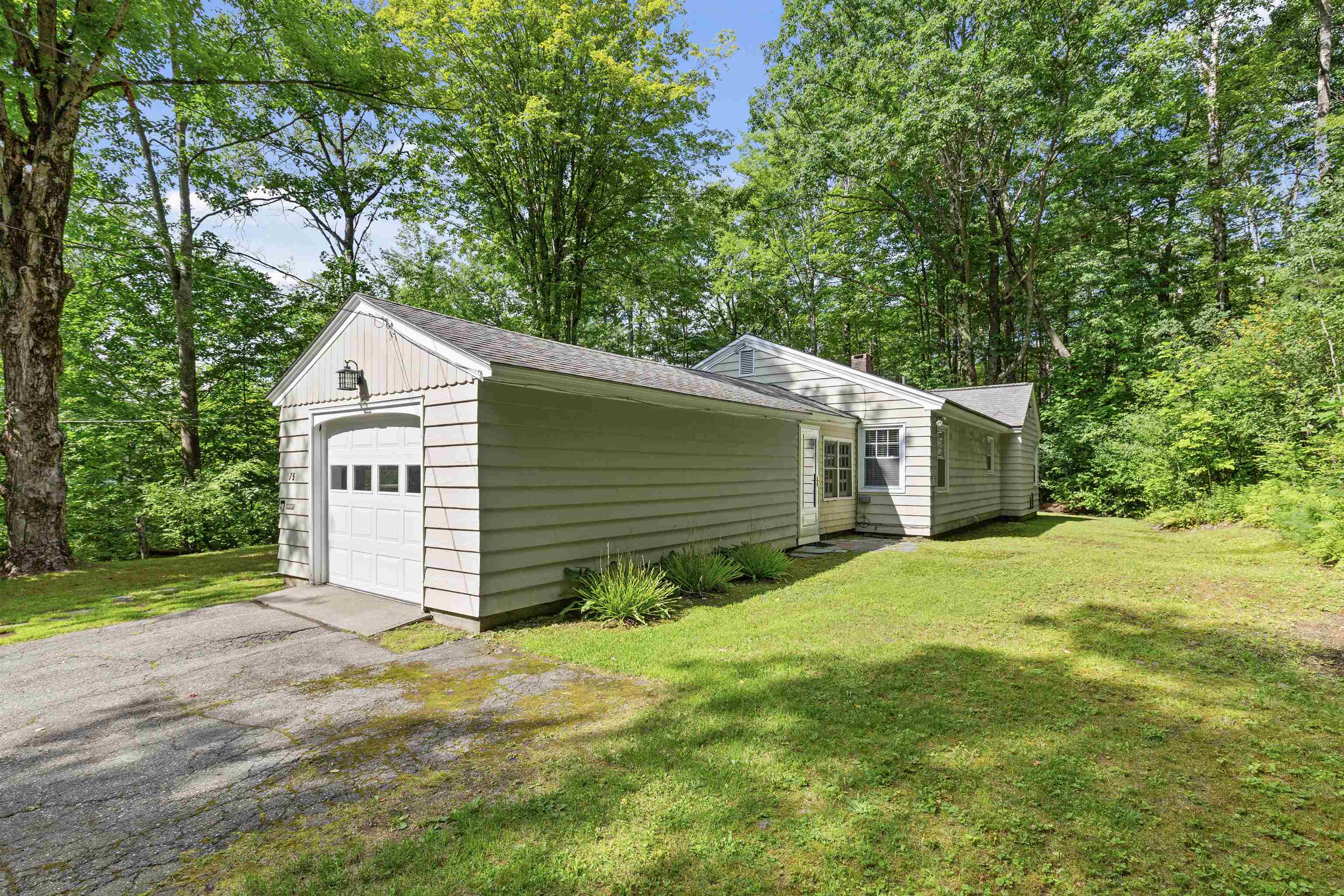 75 Forest Avenue Property Photo 23