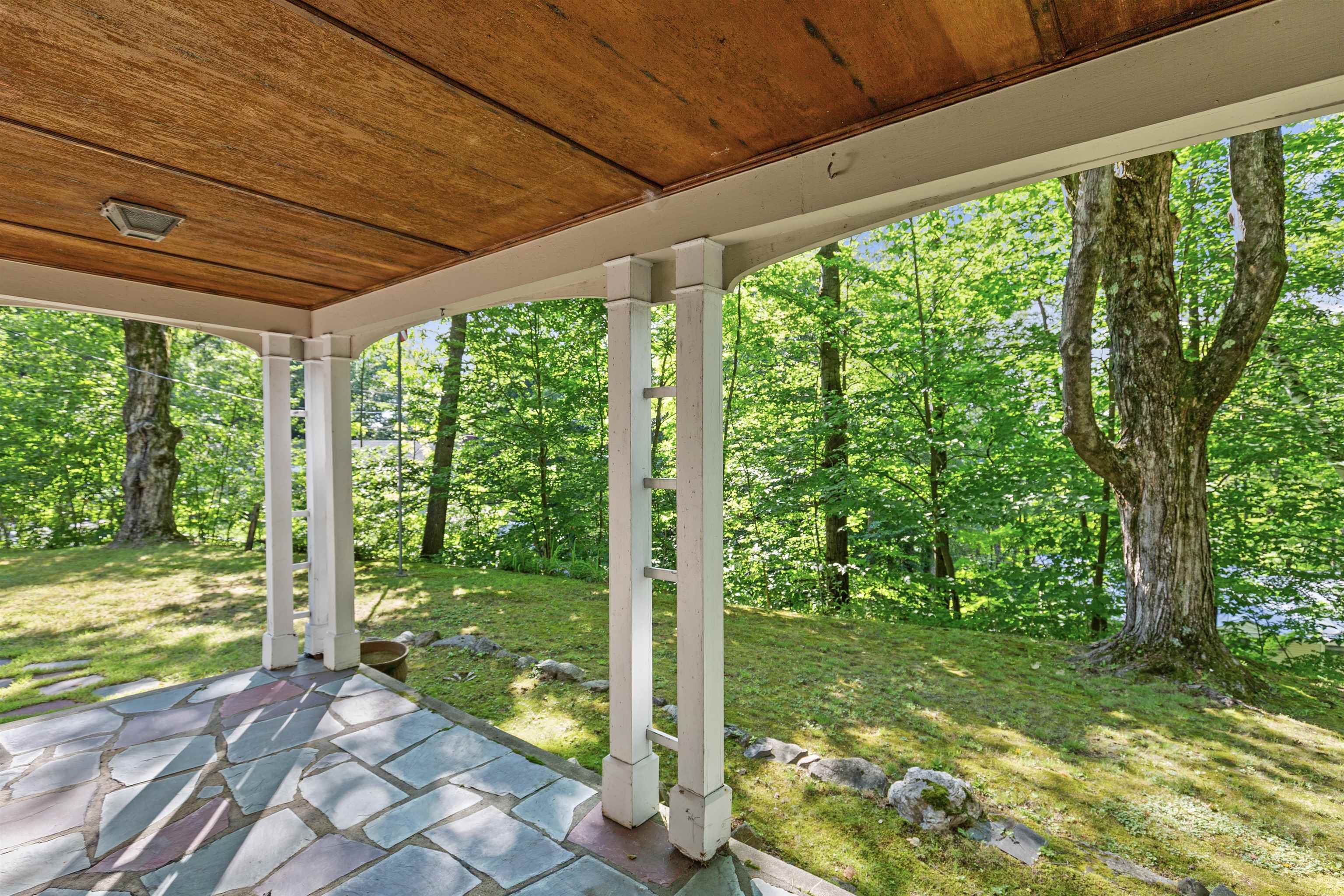 75 Forest Avenue Property Photo 24