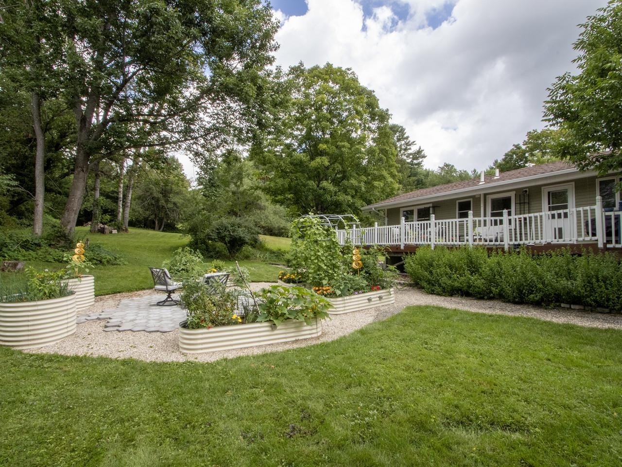 579 Bliss Road Property Photo 1