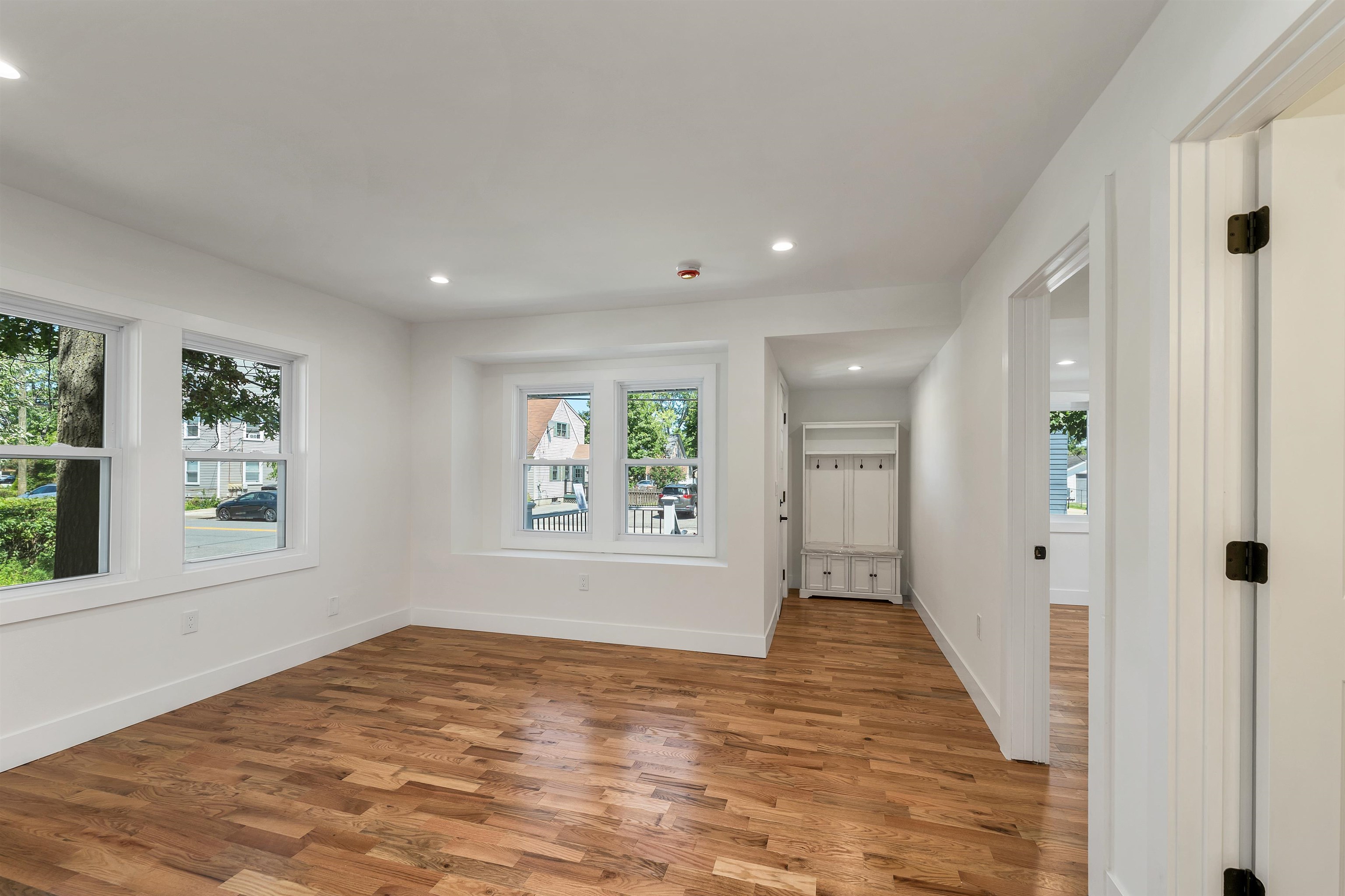 227 Pine Street Property Photo 6