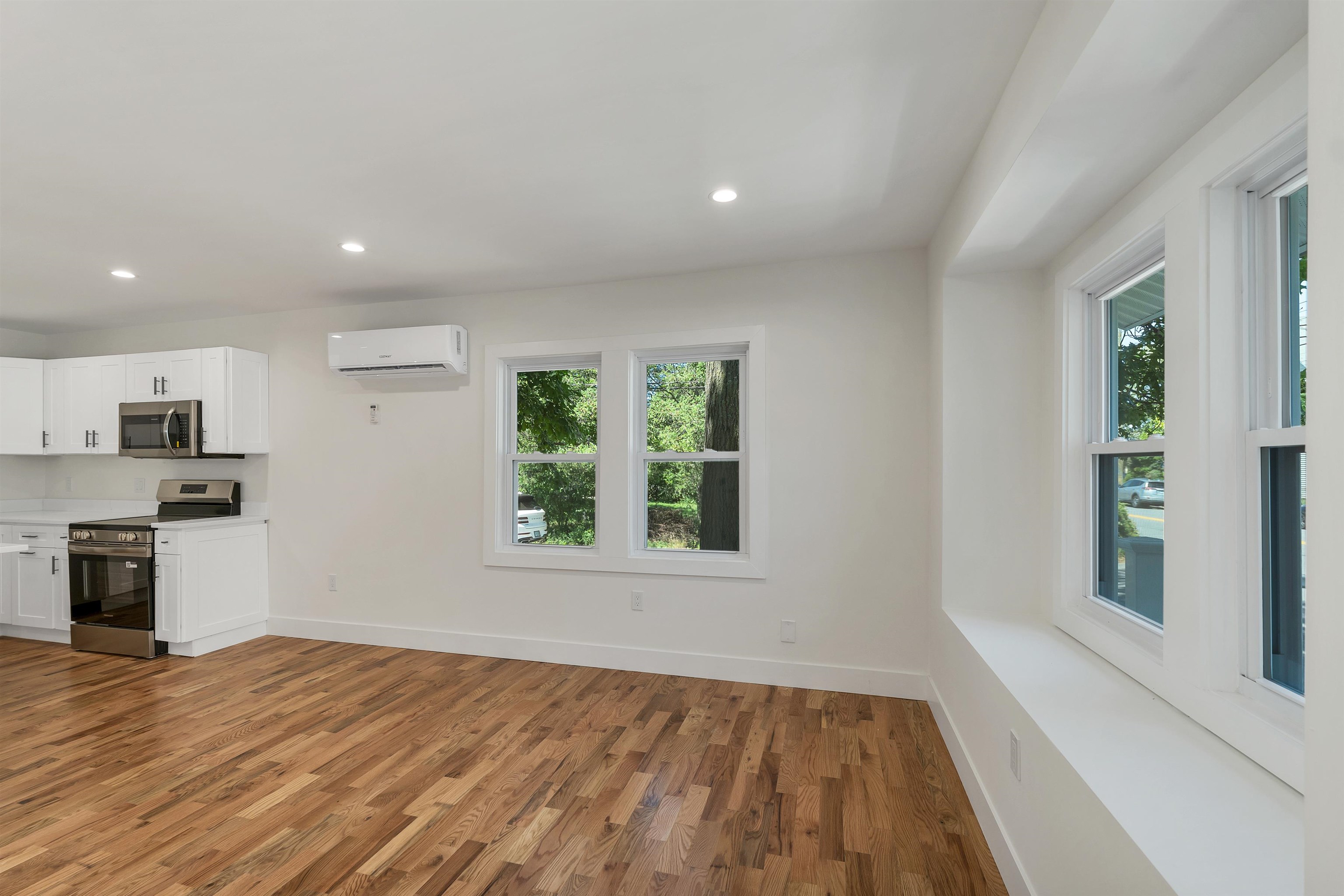 227 Pine Street Property Photo 7