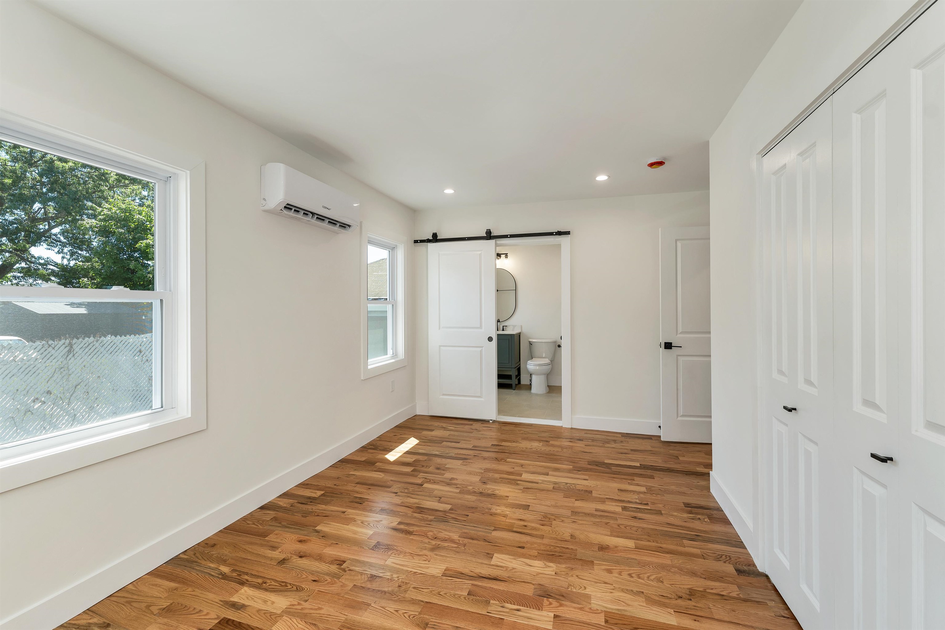 227 Pine Street Property Photo 10