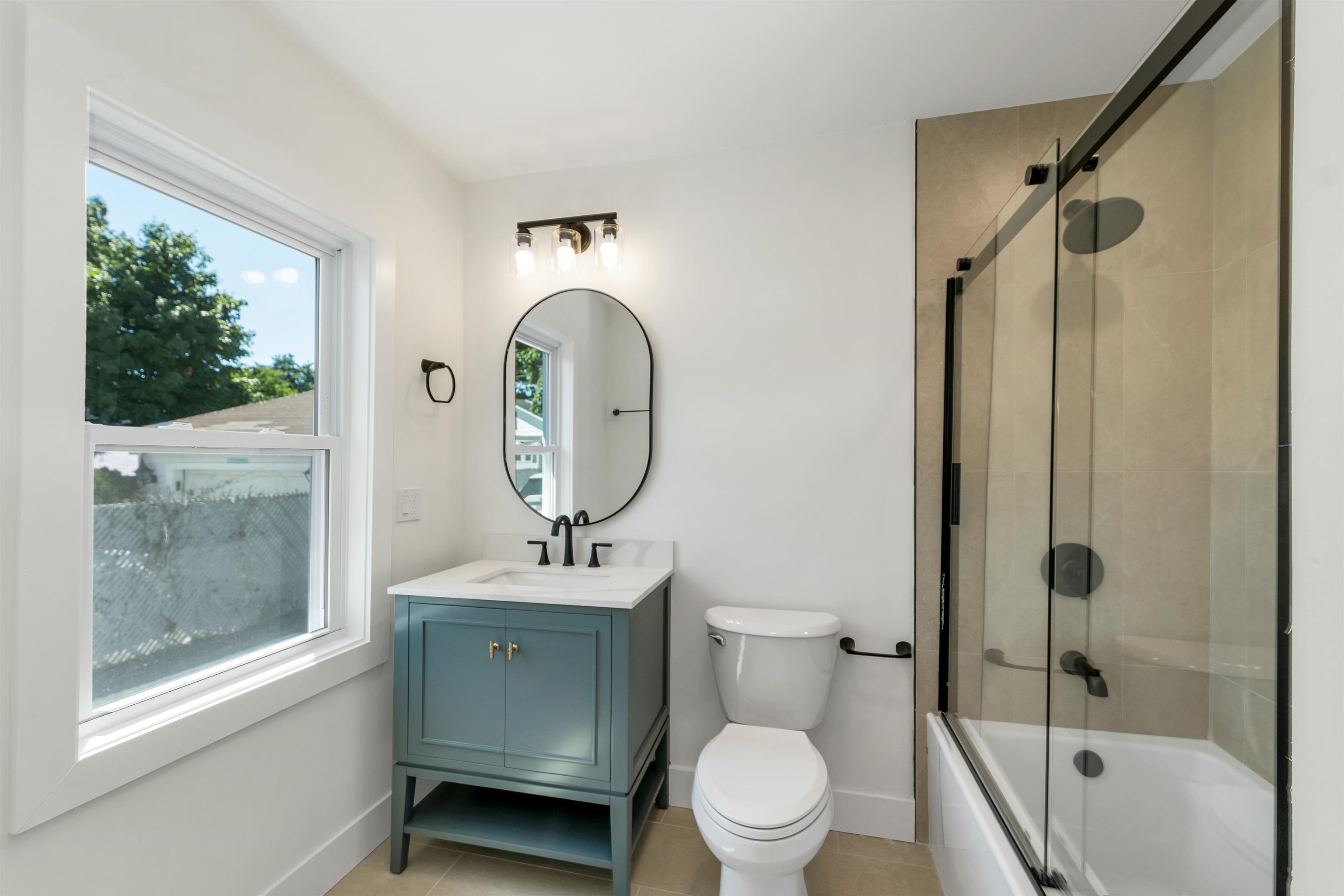 227 Pine Street Property Photo 11