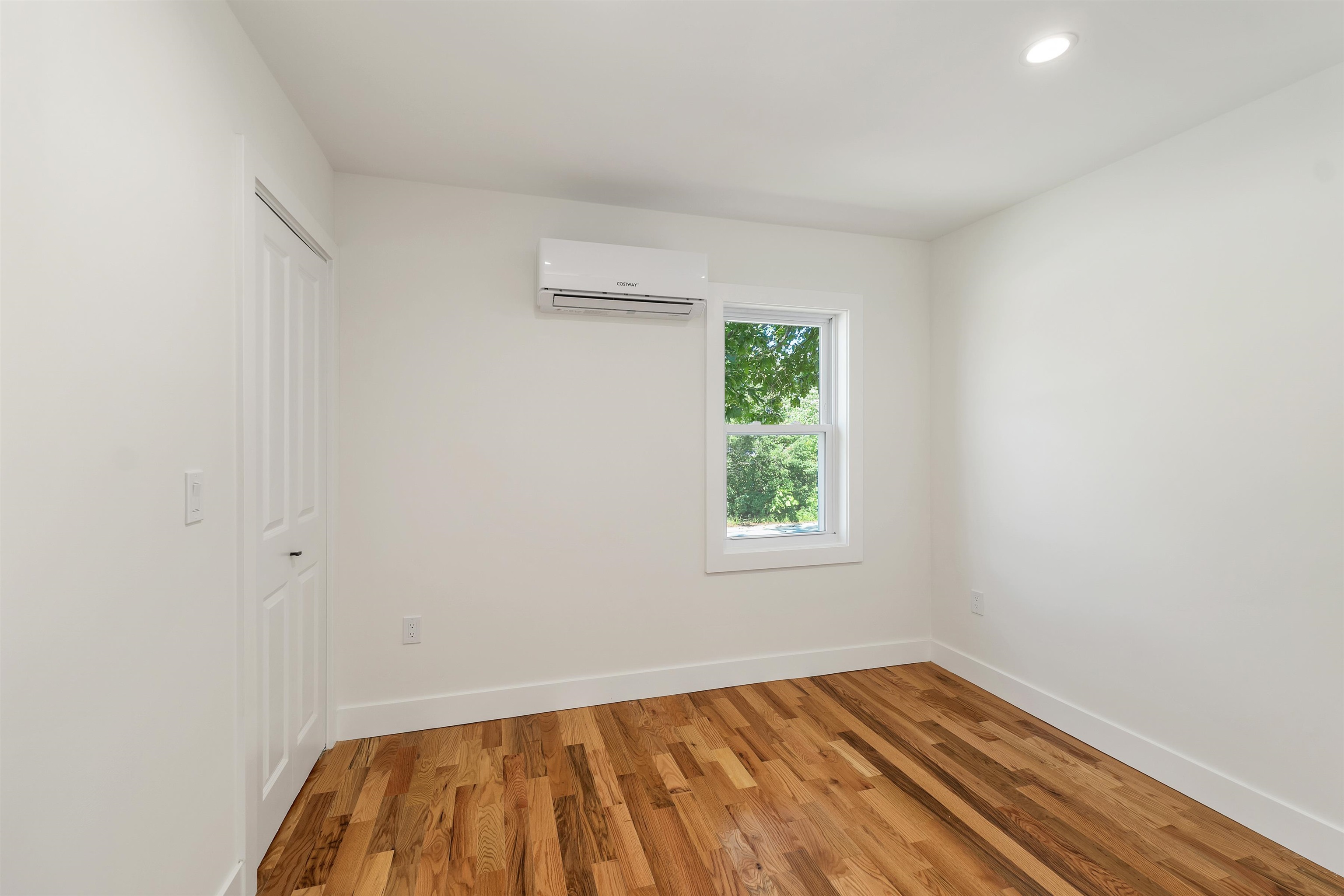 227 Pine Street Property Photo 14